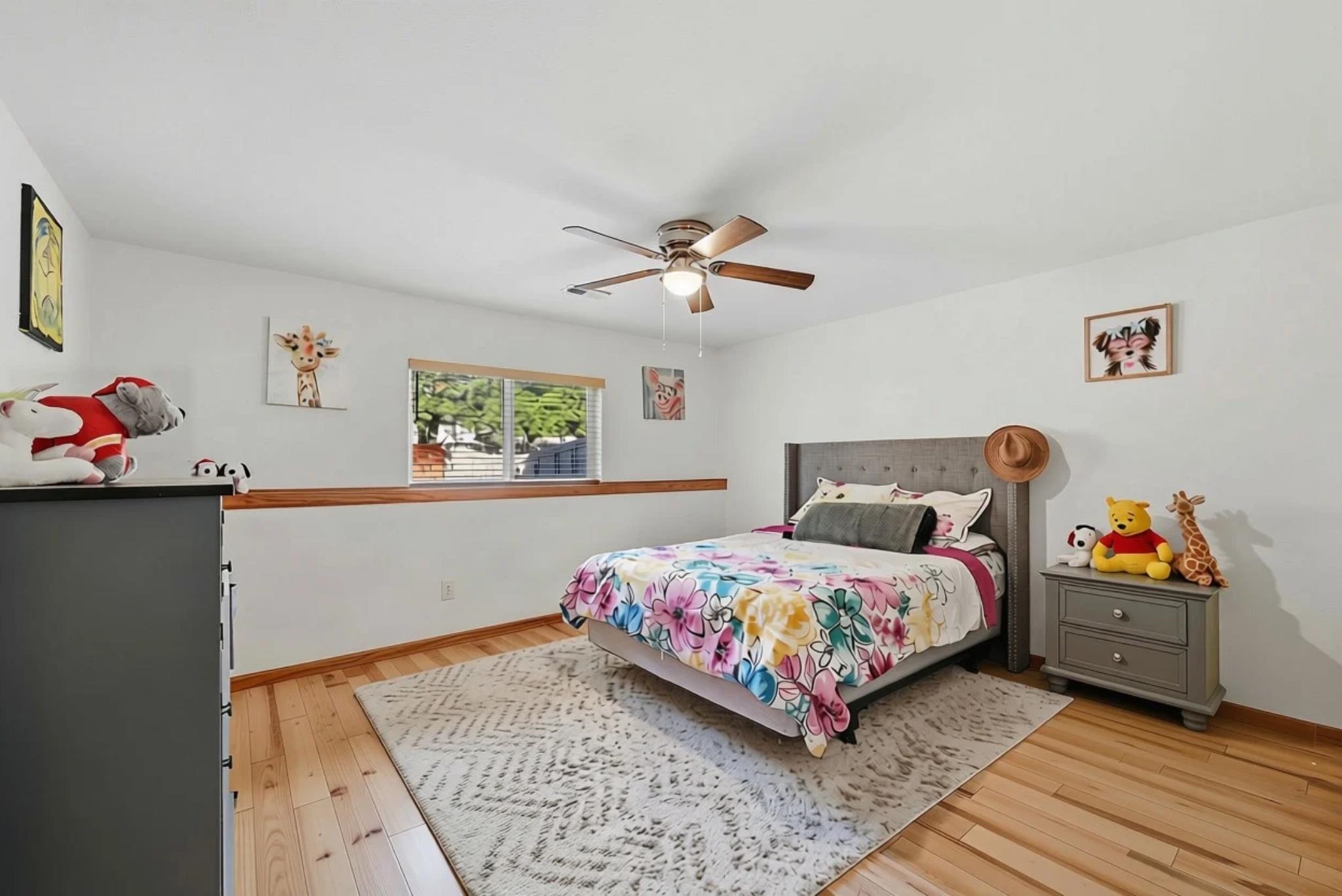 2419 S Westgate Property Photo 22