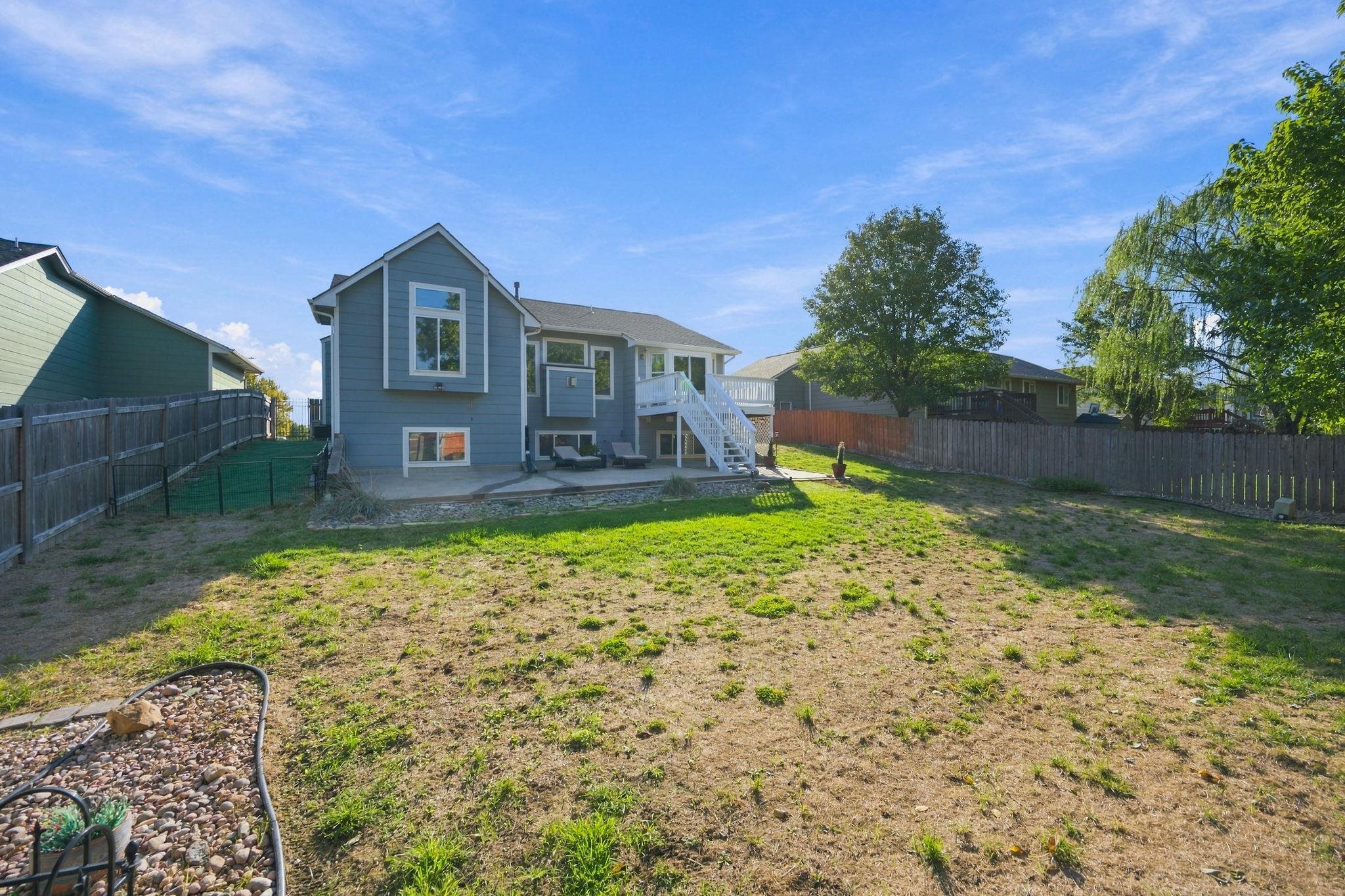 2419 S Westgate Property Photo 28