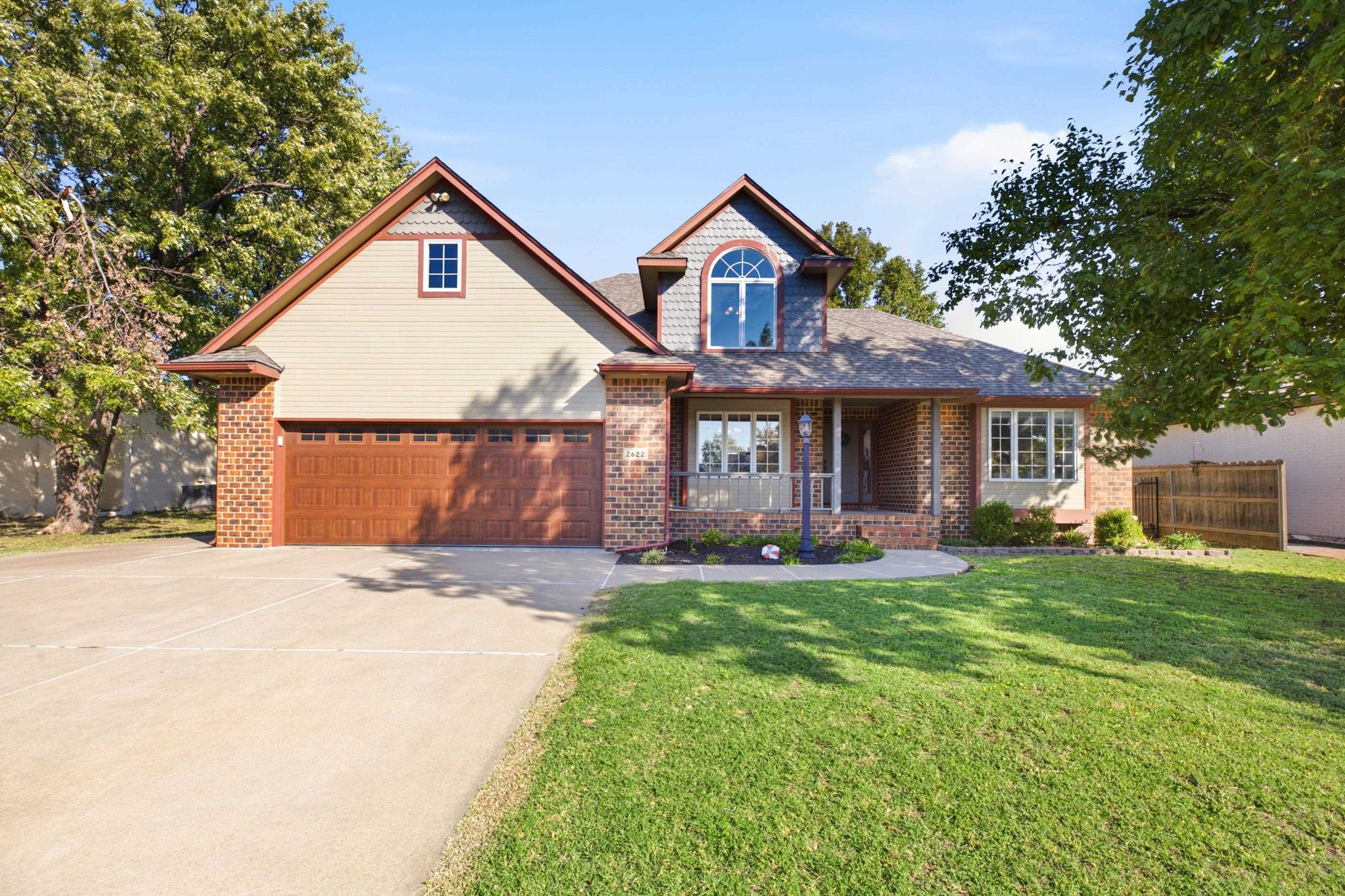 2622 W Timbercreek Property Photo 1