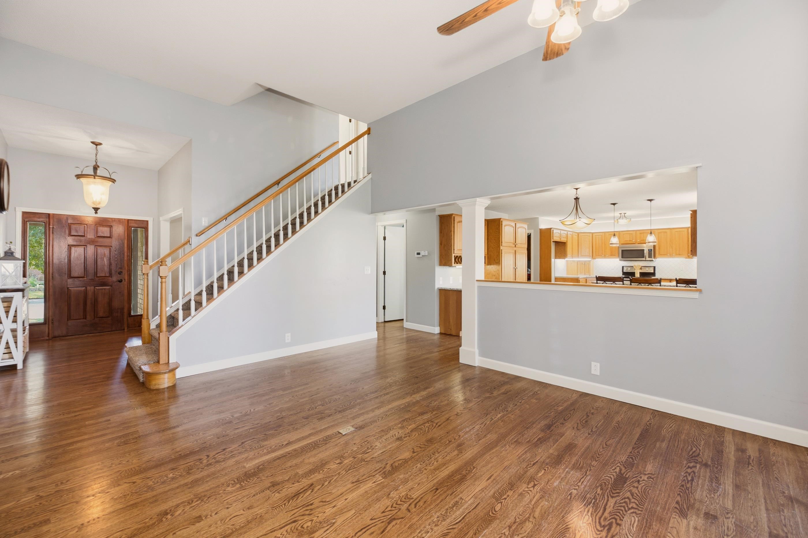 2622 W Timbercreek Property Photo 5