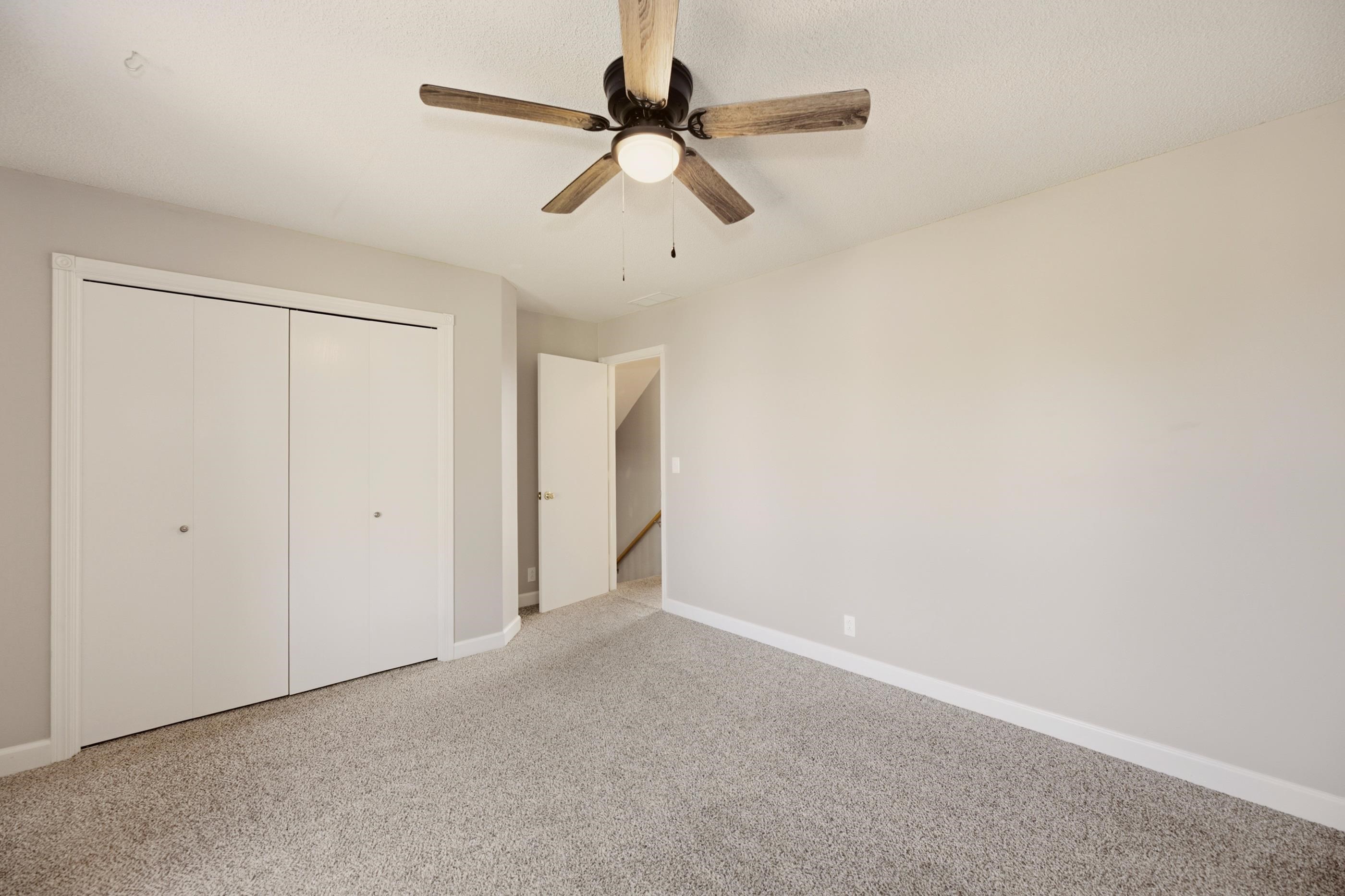 2622 W Timbercreek Property Photo 19
