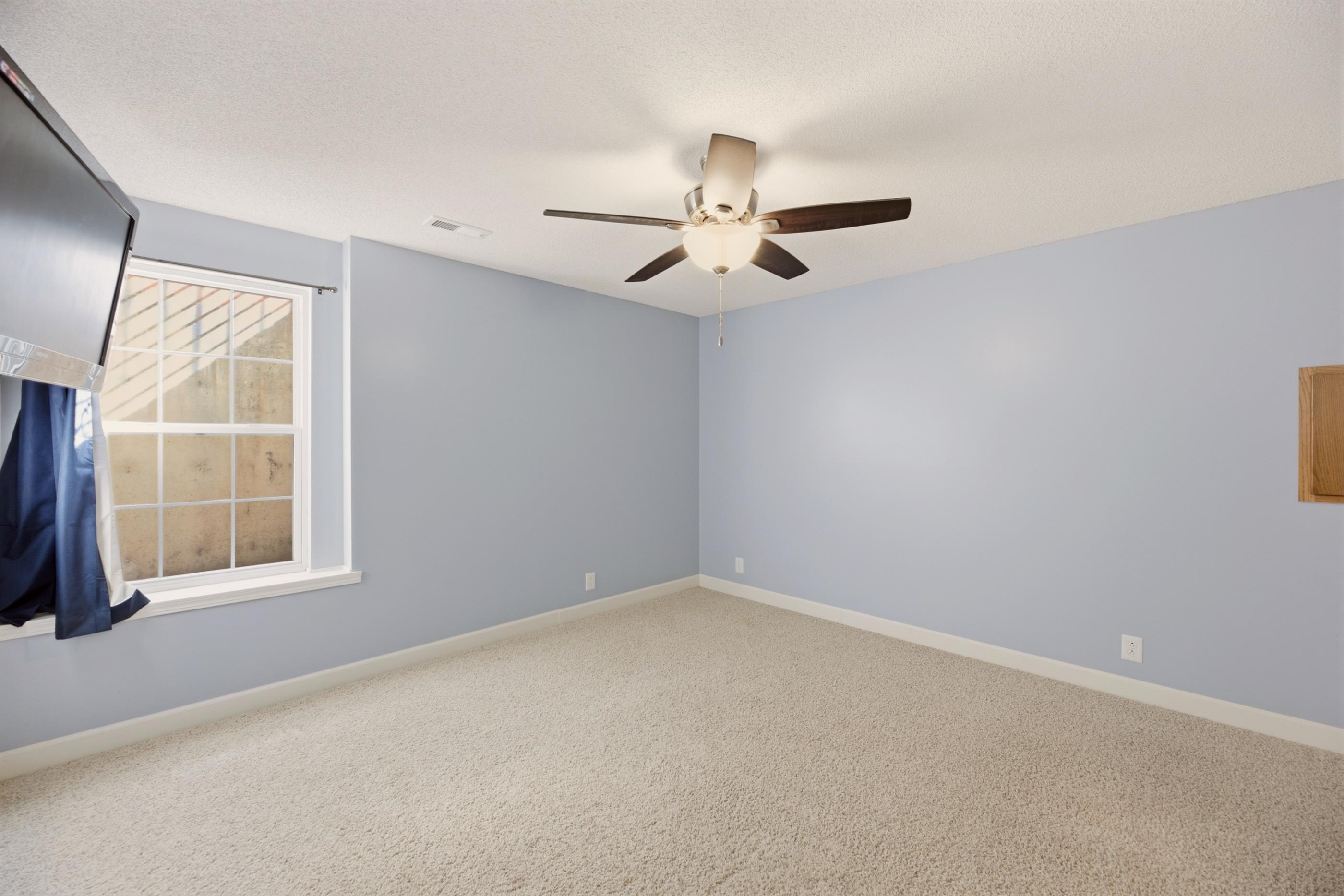 2622 W Timbercreek Property Photo 27