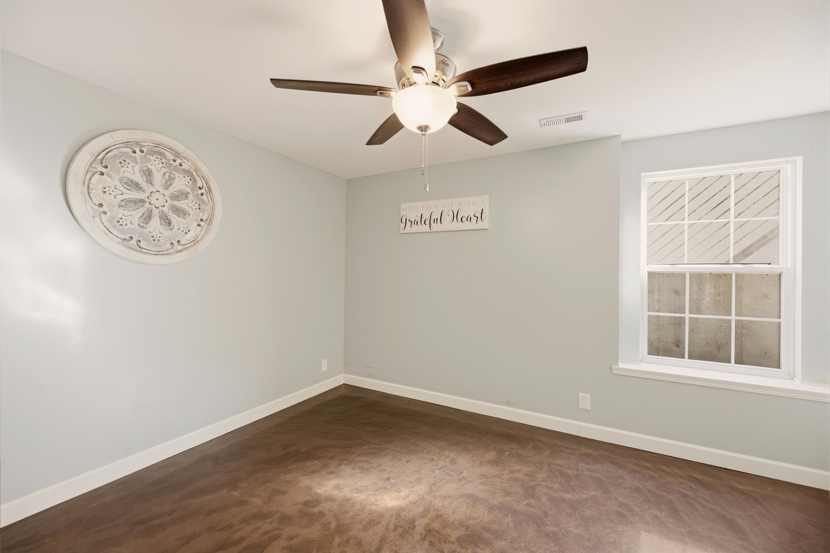 2622 W Timbercreek Property Photo 31