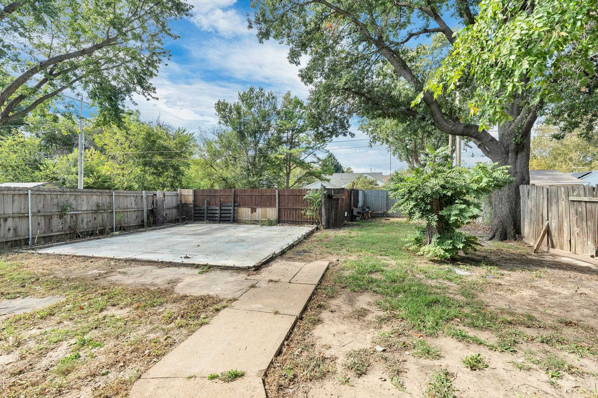 1727 S Estelle Ave Property Photo 24