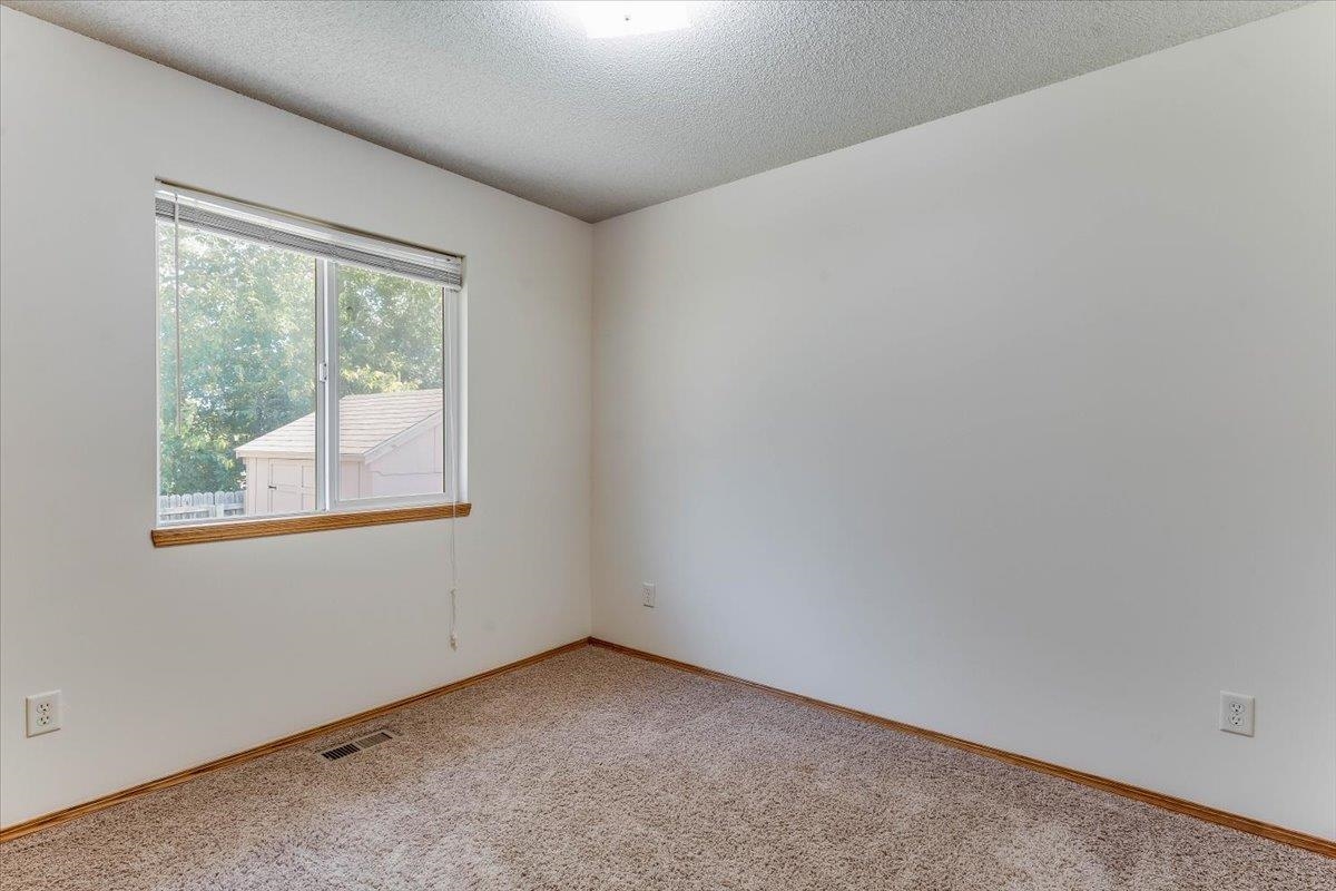 4532 S Greenwood Property Photo 21