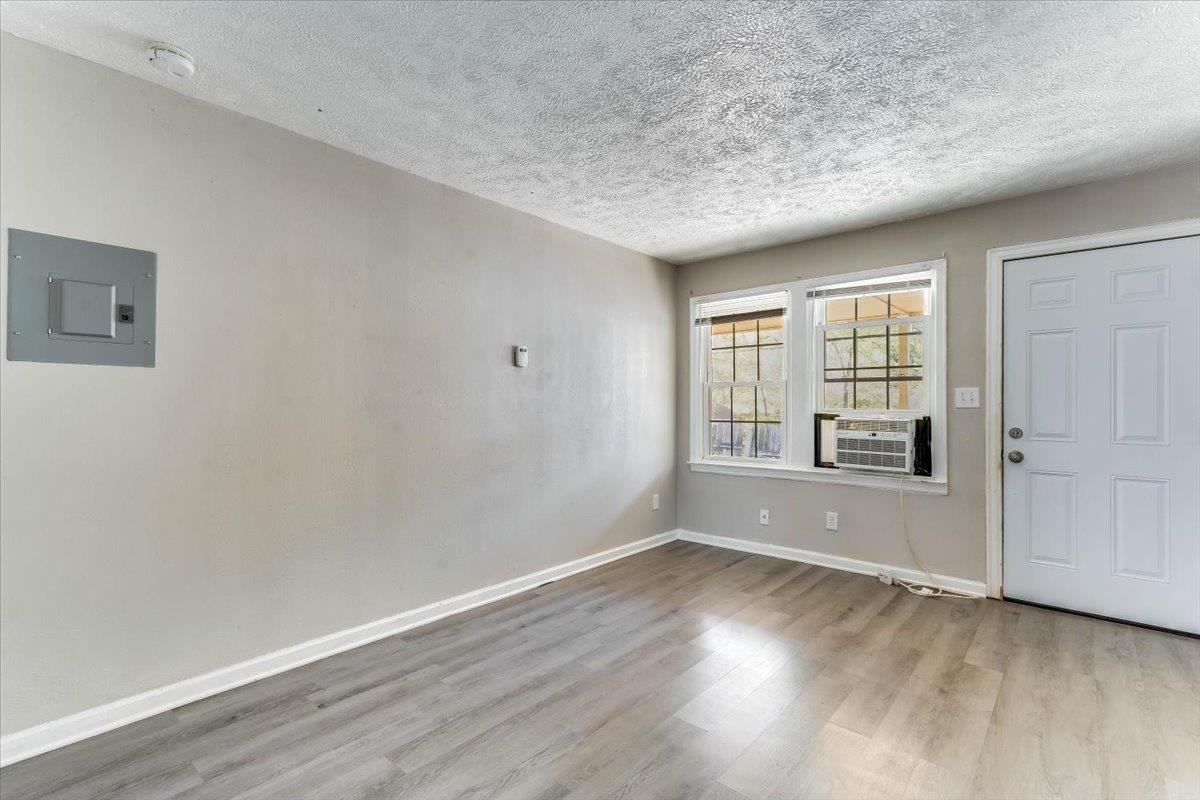 1512 S Pattie Property Photo 12