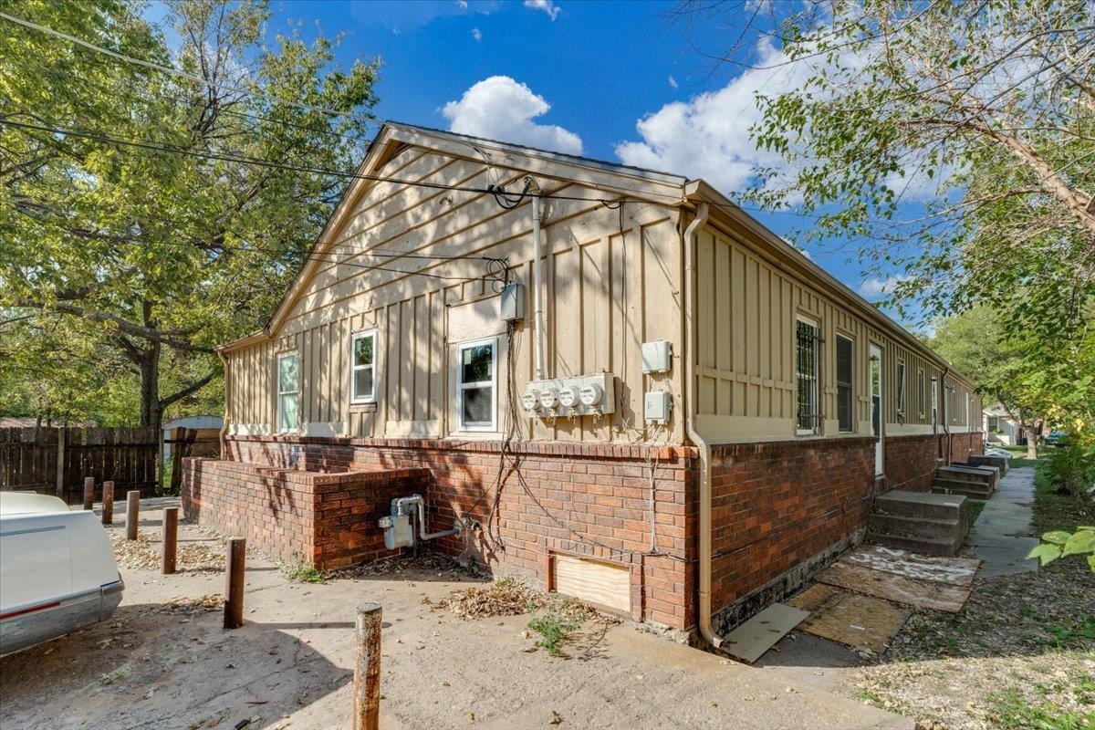 1512 S Pattie Property Photo 33