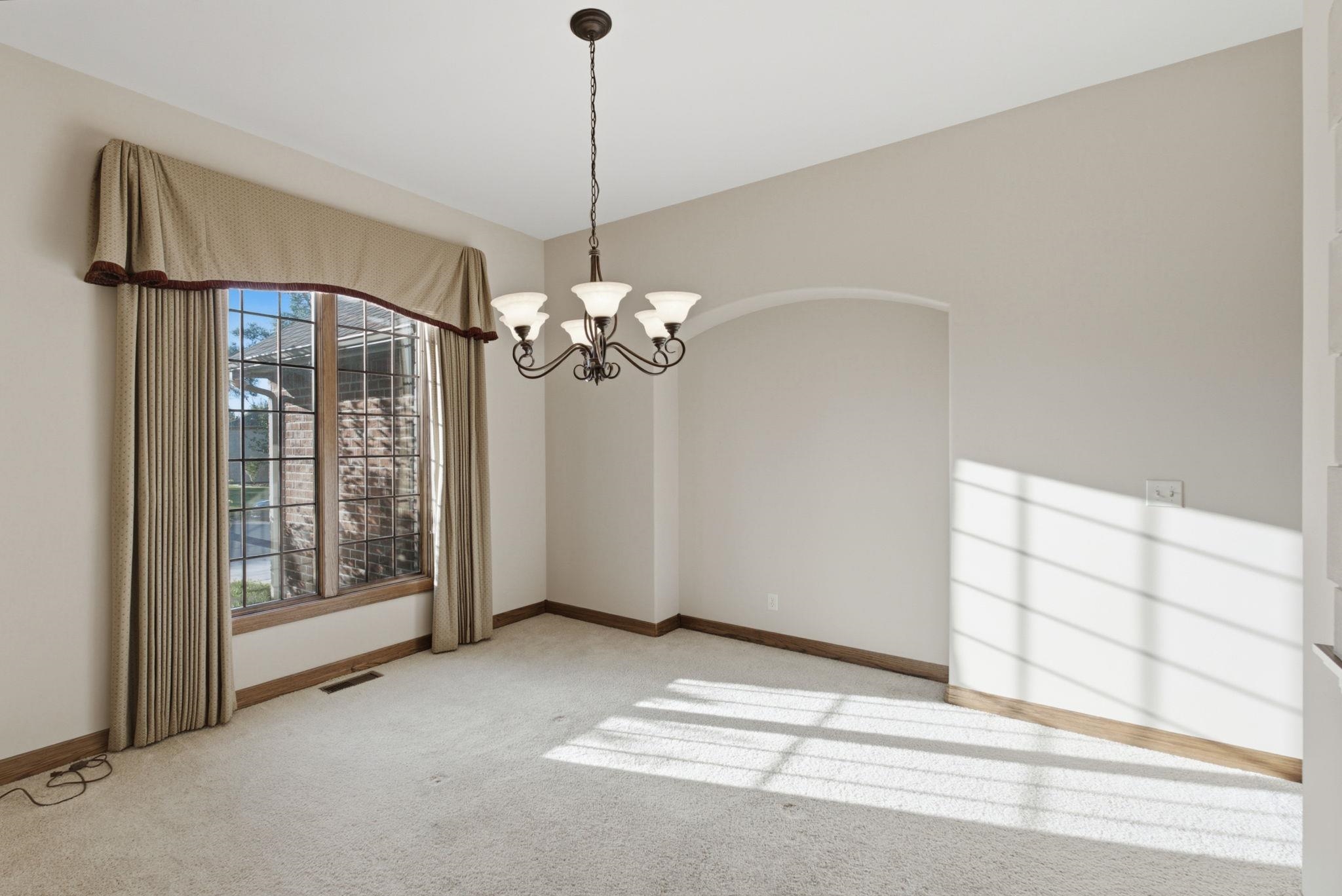 13906 W Onewood St Property Photo 6