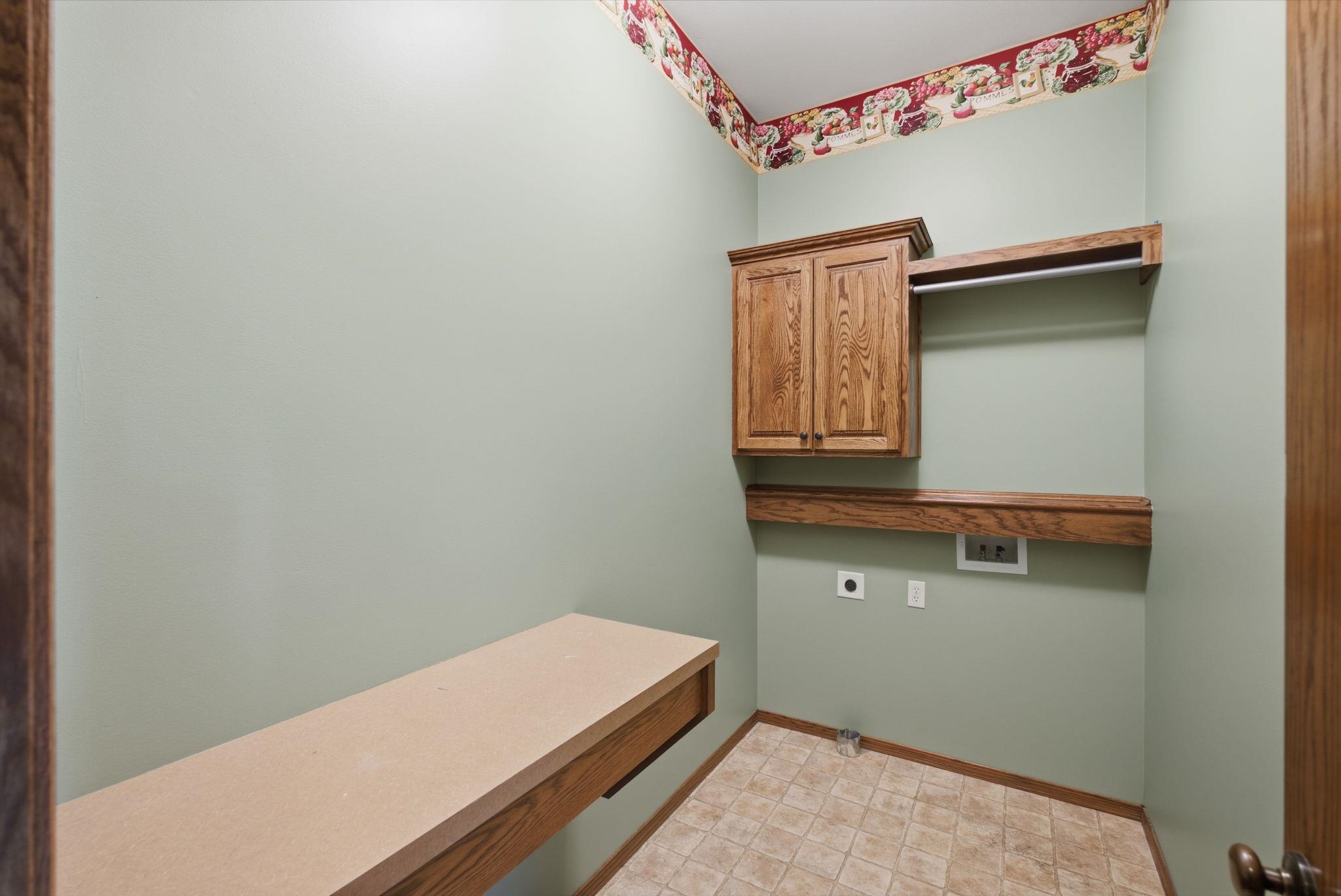 13906 W Onewood St Property Photo 14