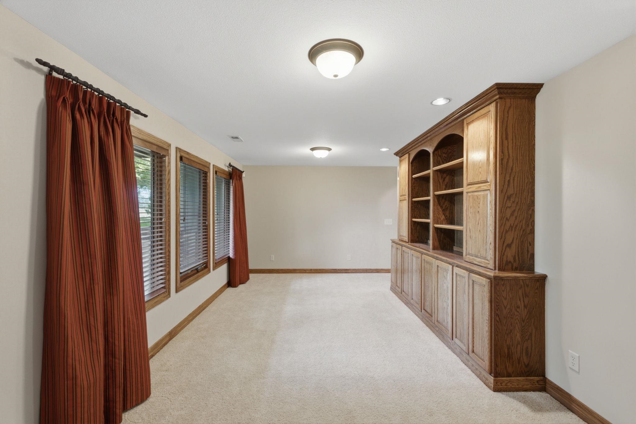 13906 W Onewood St Property Photo 22
