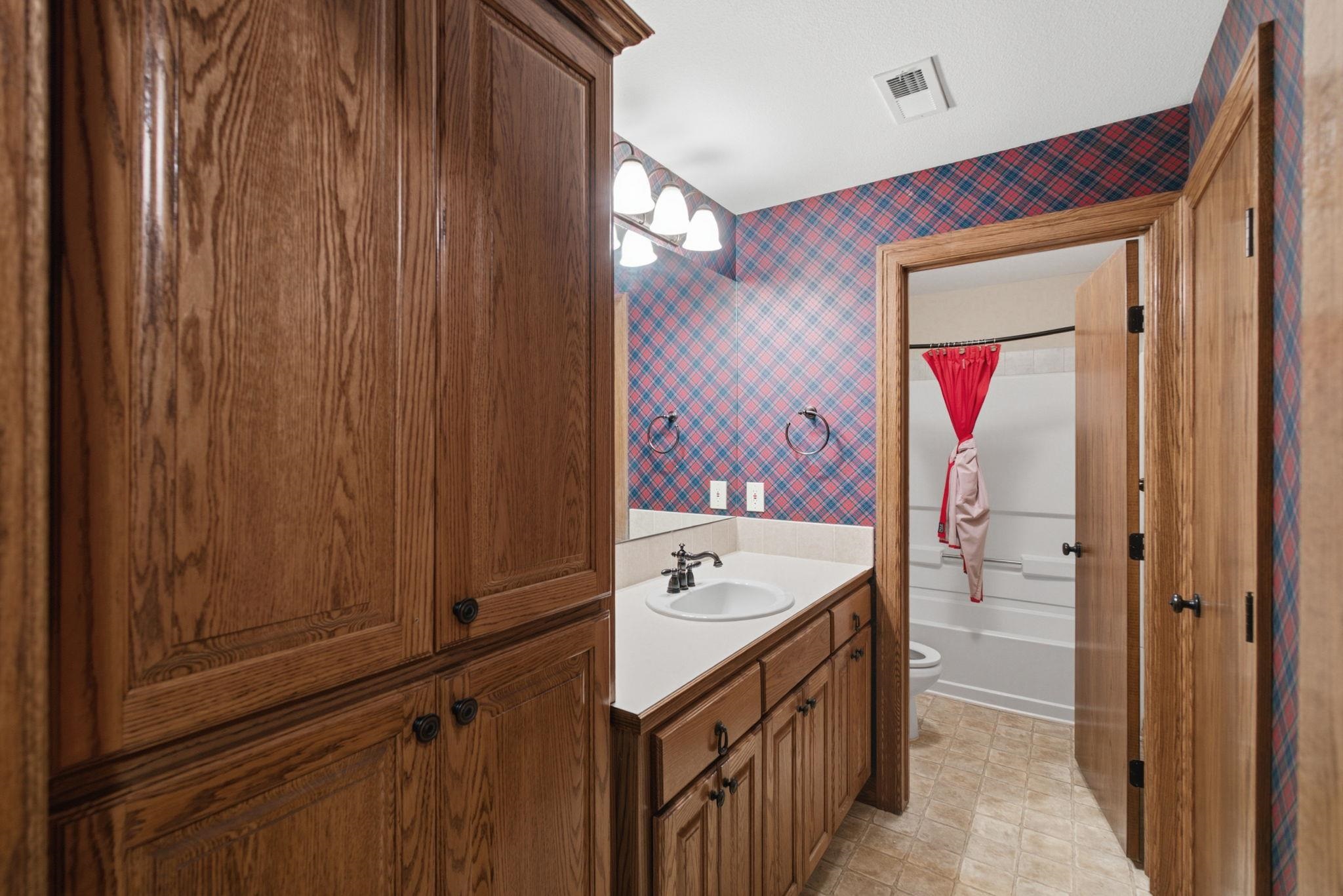 13906 W Onewood St Property Photo 24