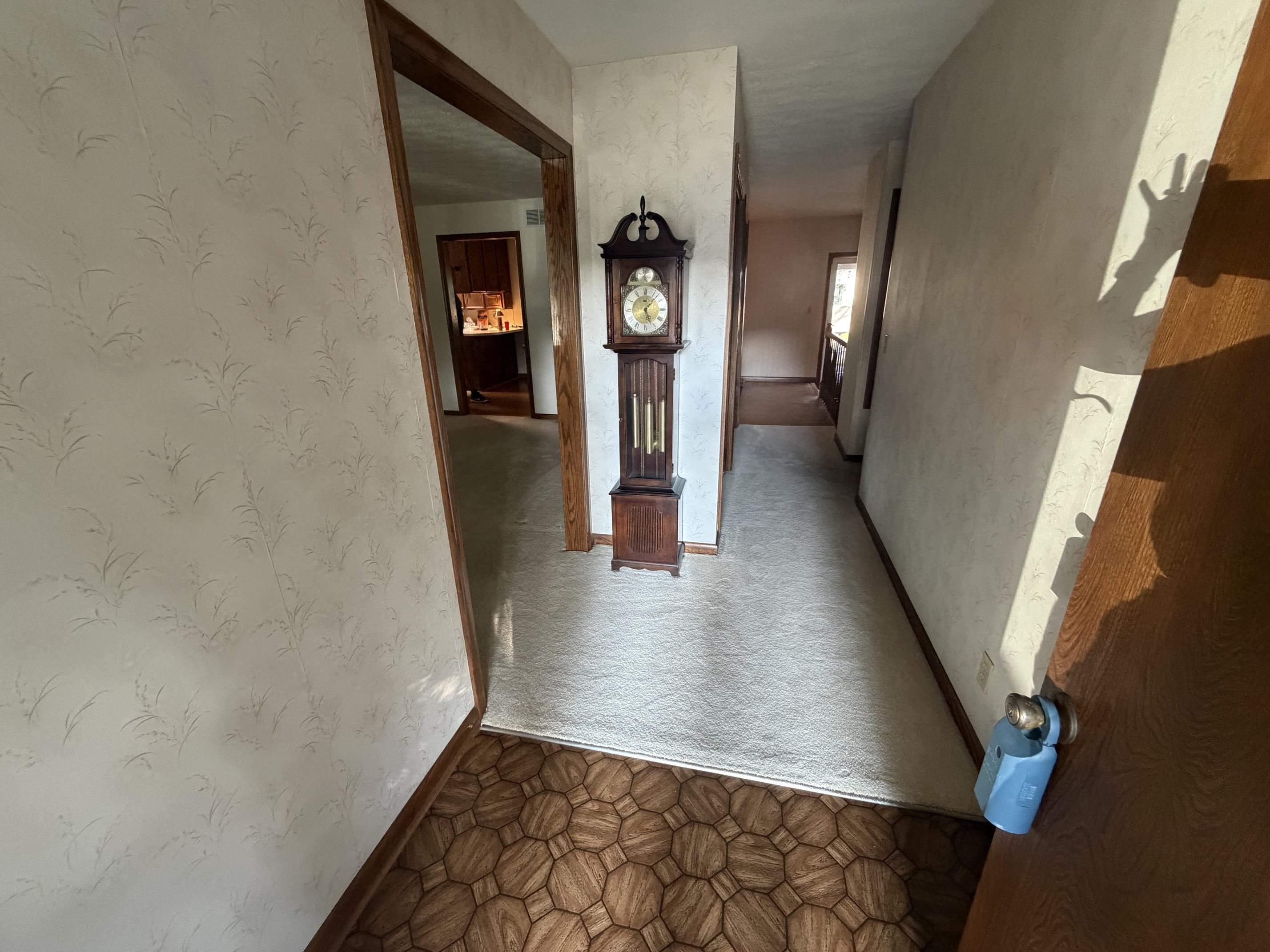 1730 N Tony Ln Property Photo 4