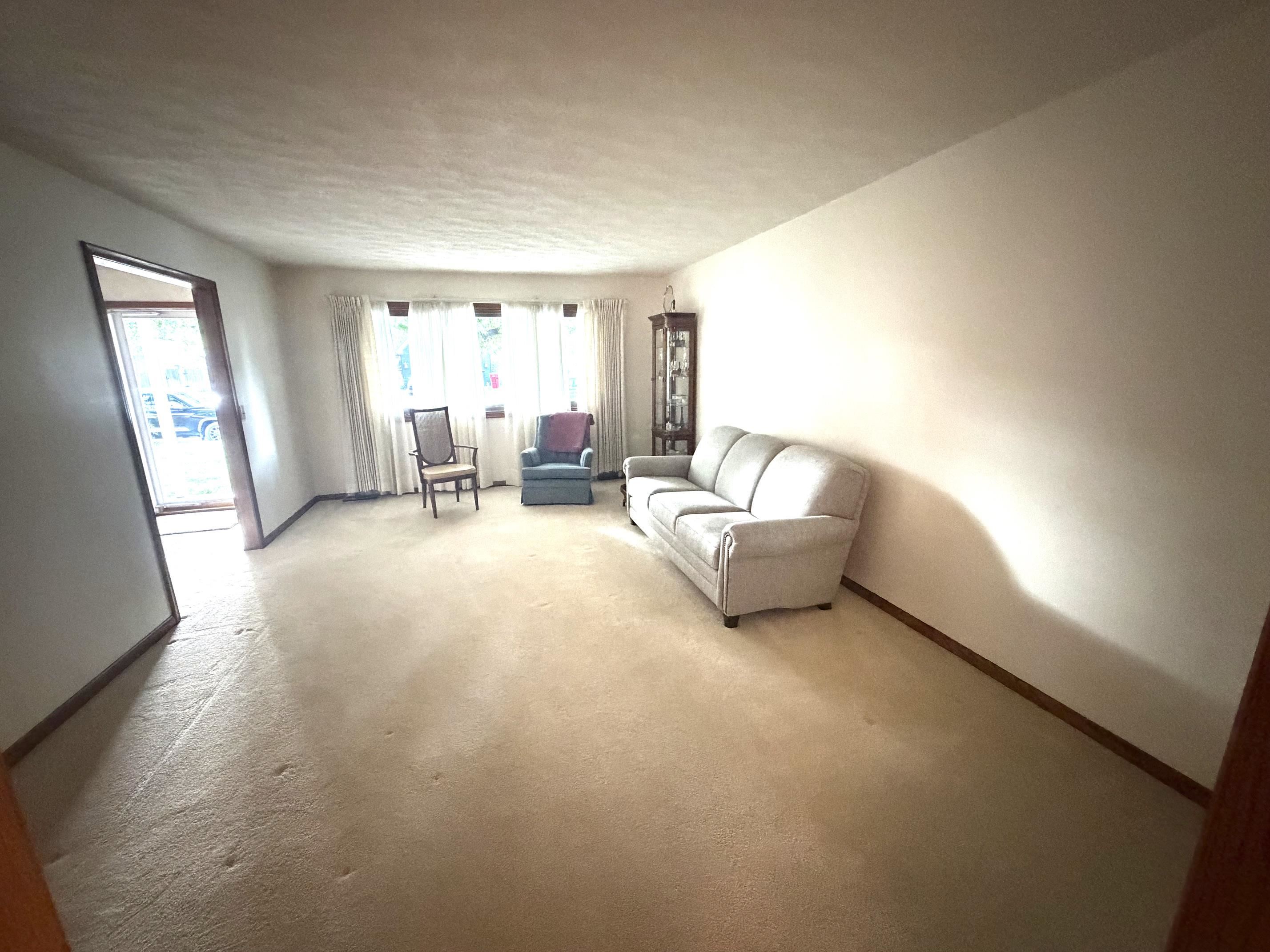 1730 N Tony Ln Property Photo 7