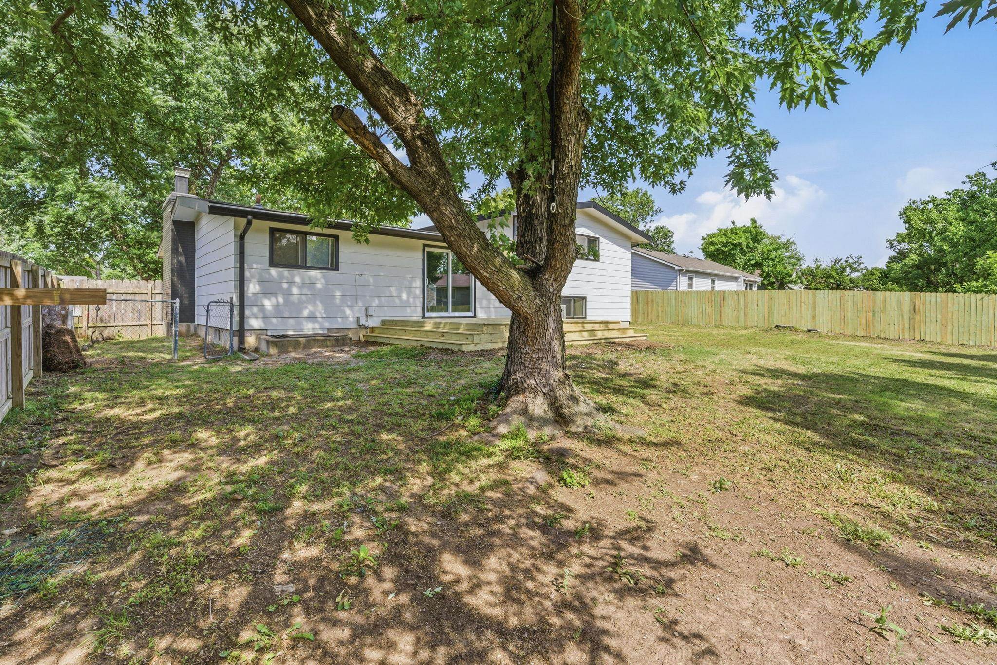 4052 N Auburn Property Photo 30