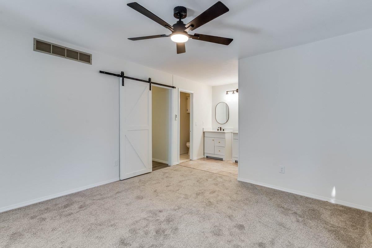 630 N Oak Forest Ln Property Photo 15