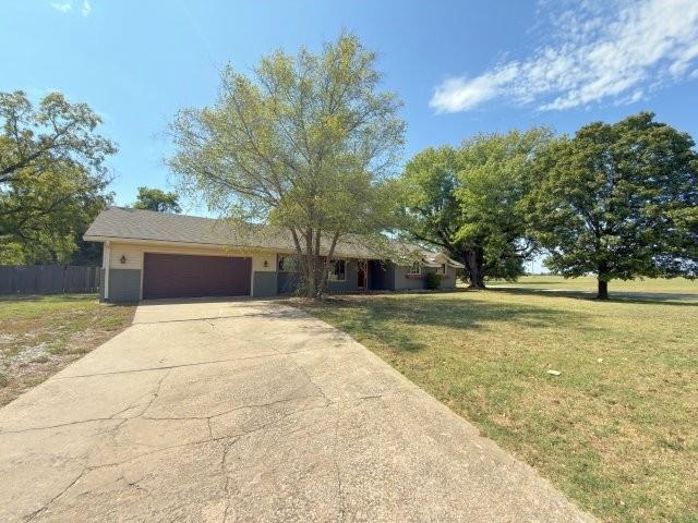 1 Lakewynds Dr. Property Photo 1