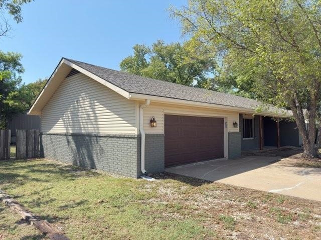 1 Lakewynds Dr. Property Photo 3