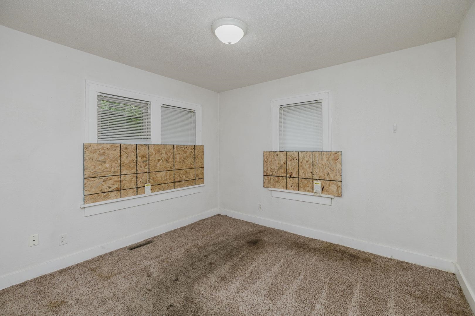 601 N Chautauqua Property Photo 18