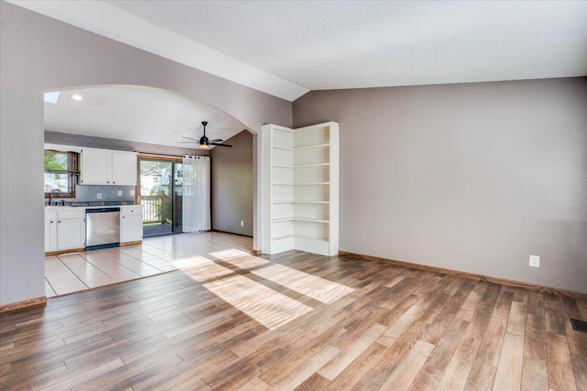 2019 N Forest Park Property Photo 5