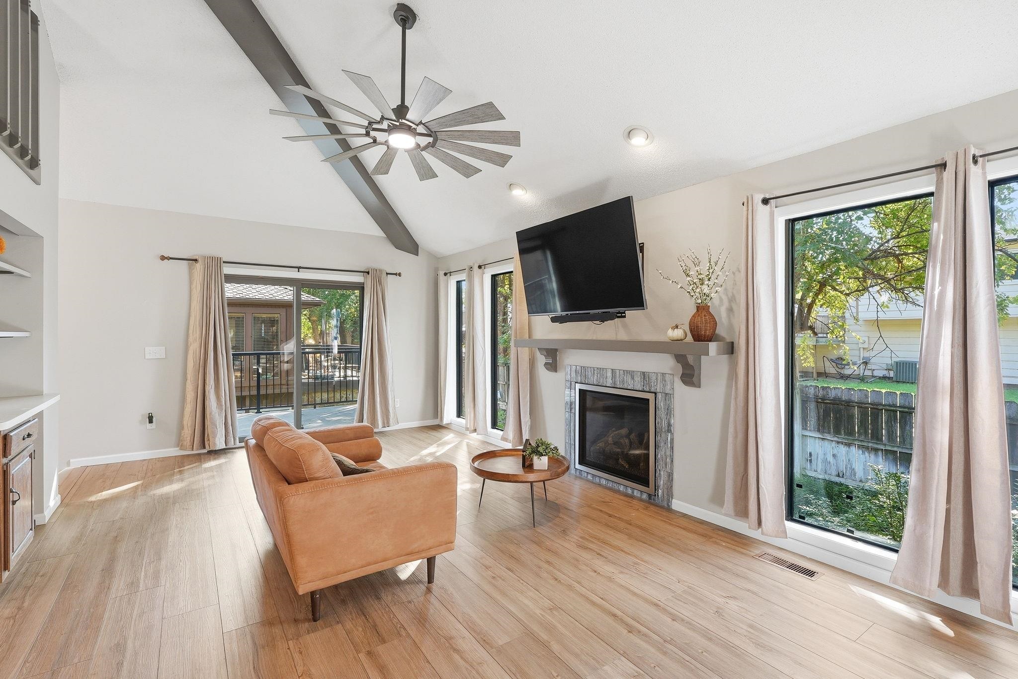 2421 S Yellowstone St. Unit 1702 Property Photo 8