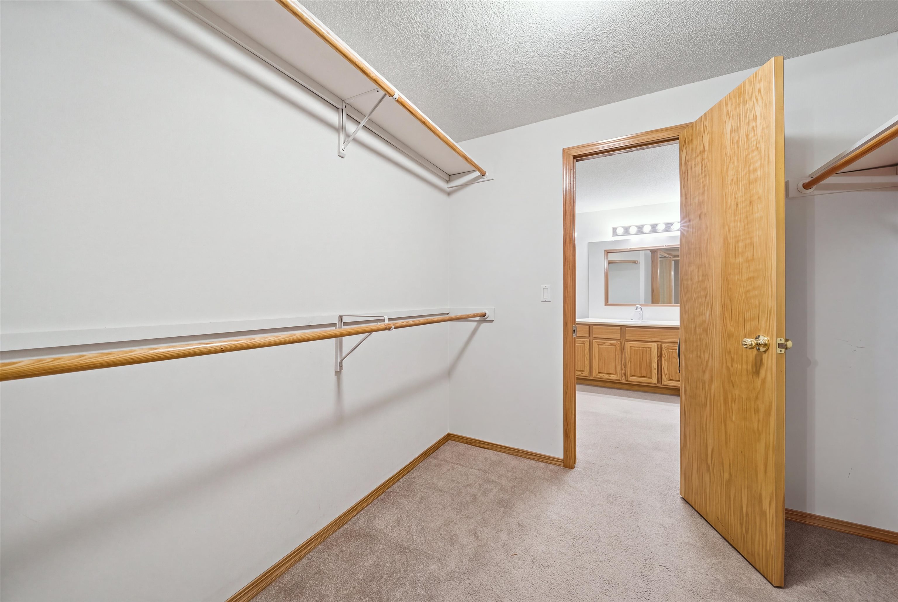 4417 N Rushwood Ct. Property Photo 24