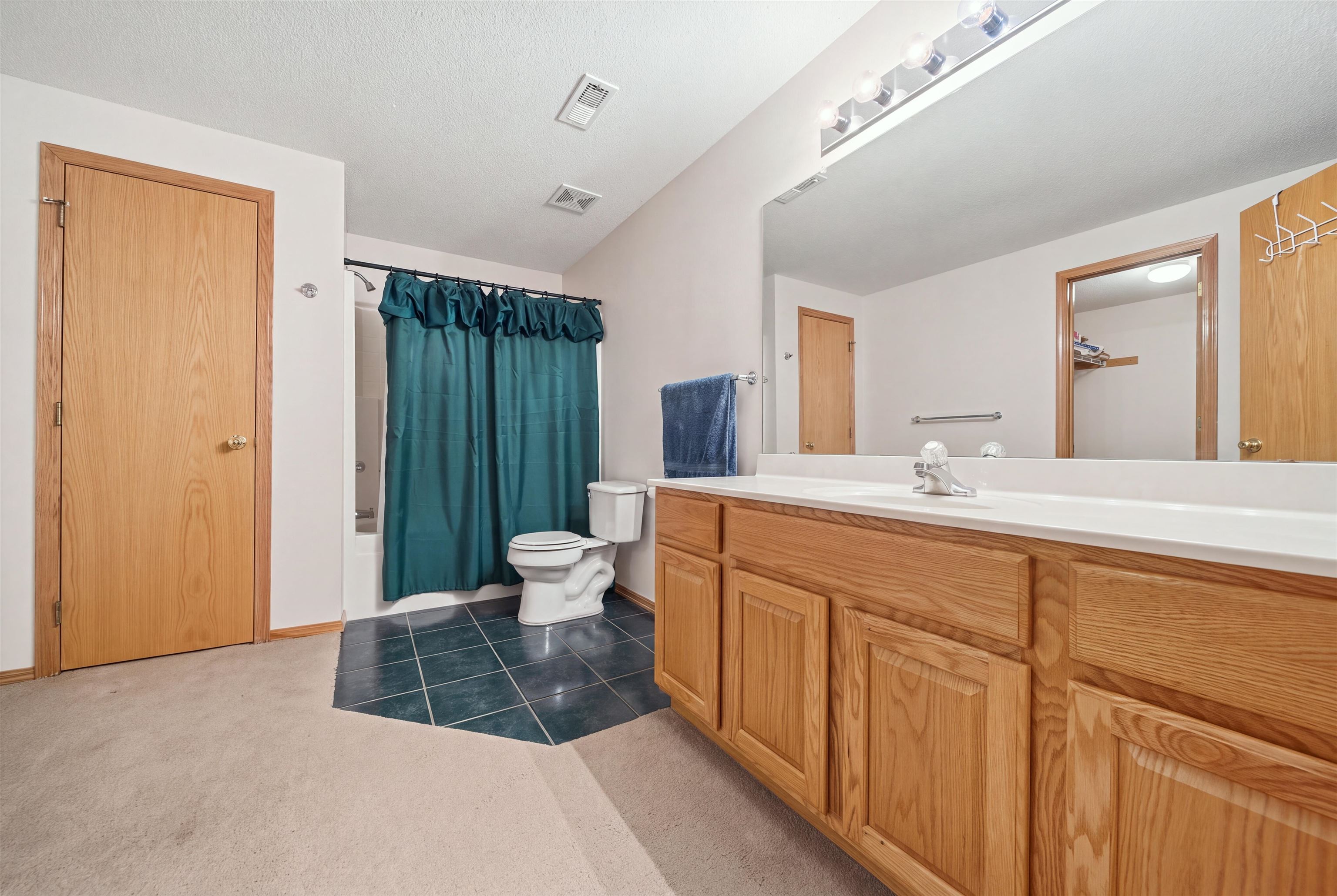 4417 N Rushwood Ct. Property Photo 25