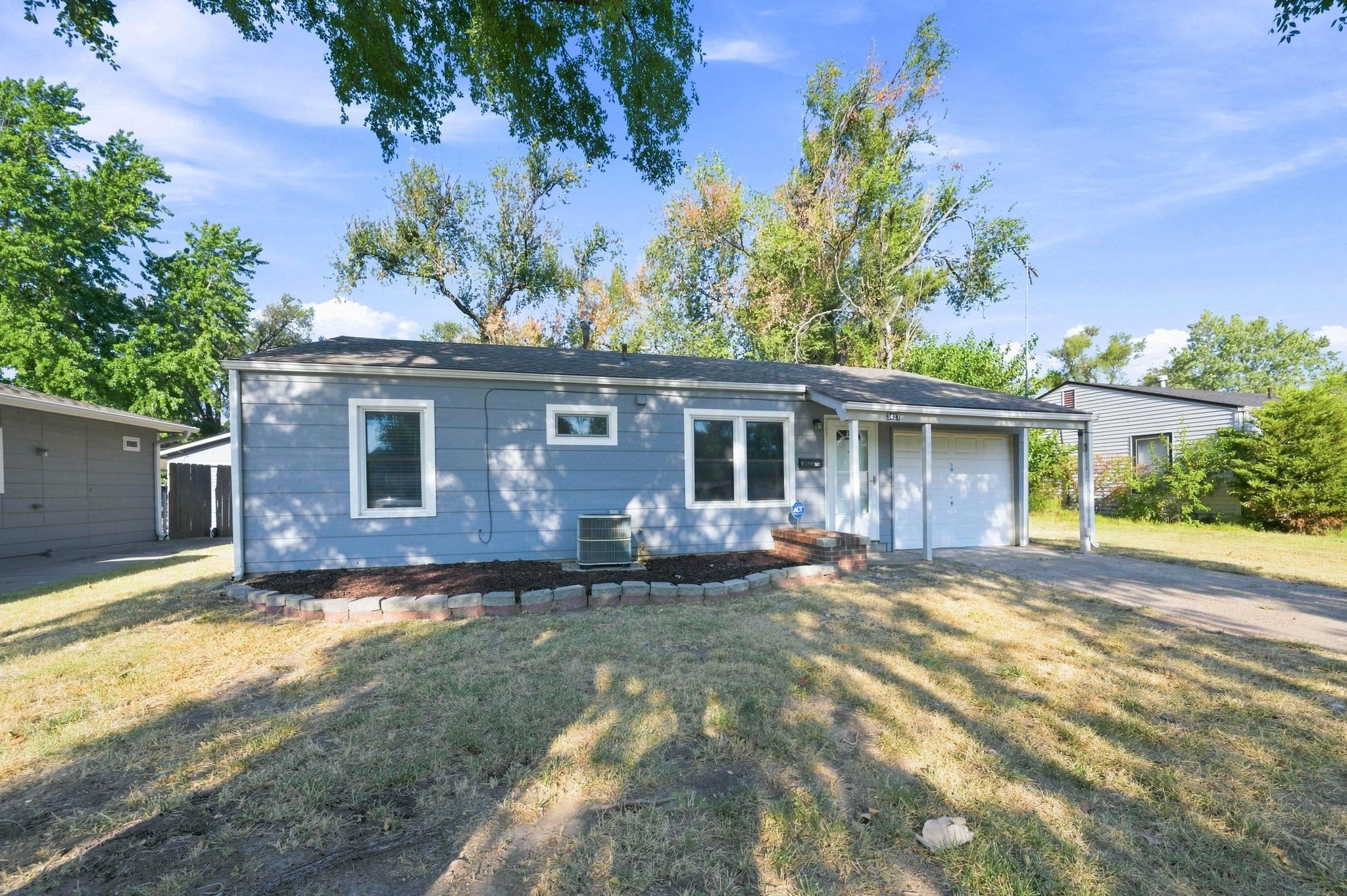 3427 S Everett Ave Property Photo 4