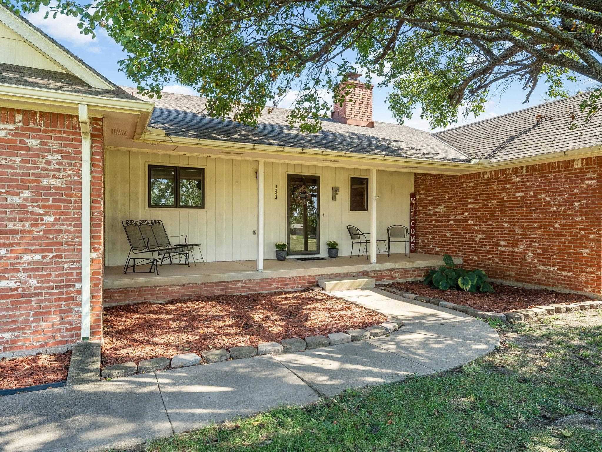 1254 N Osage Rd Property Photo 5