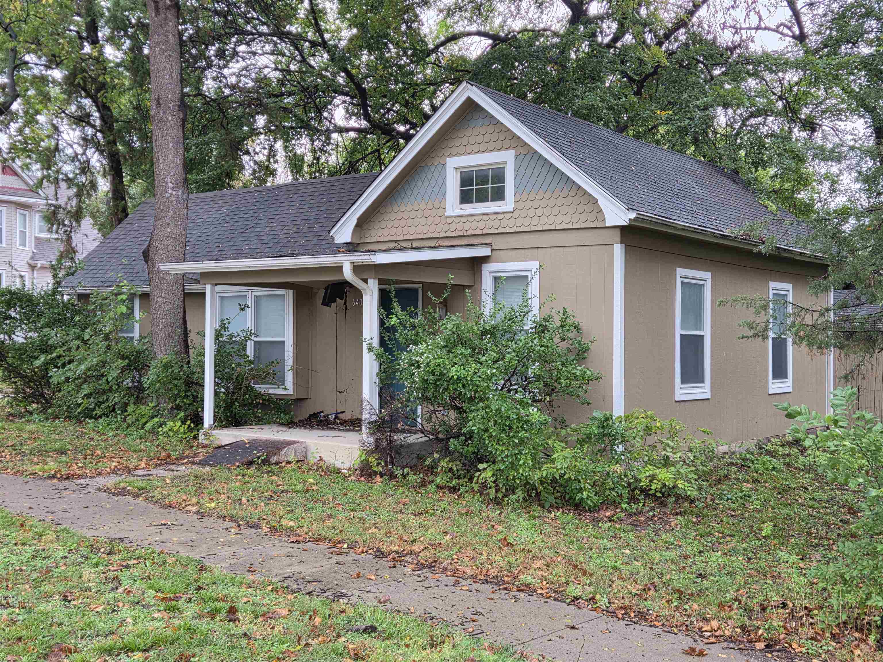 640 N Main St. Property Photo 1