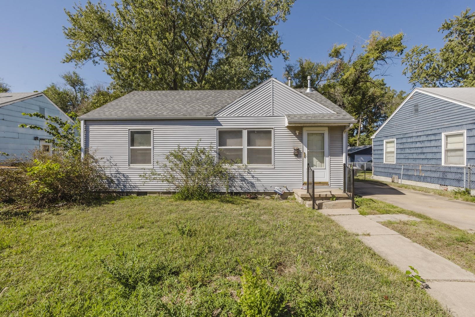 1427 N Minnesota Ave Property Photo 1