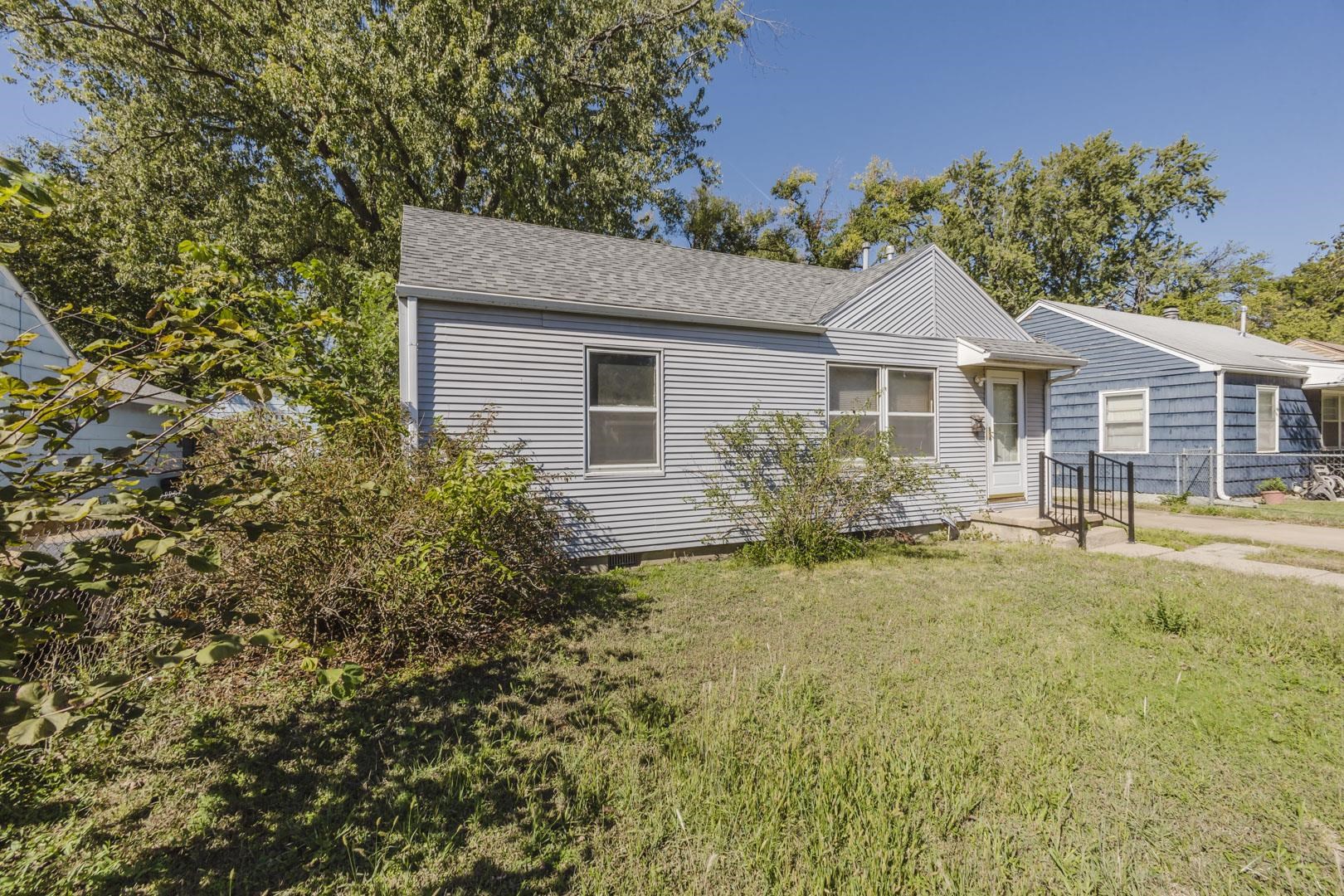 1427 N Minnesota Ave Property Photo 3