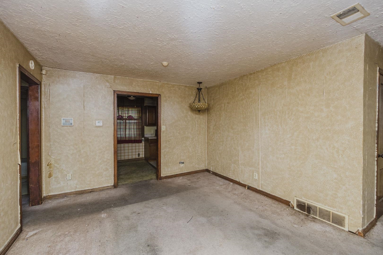 1427 N Minnesota Ave Property Photo 5