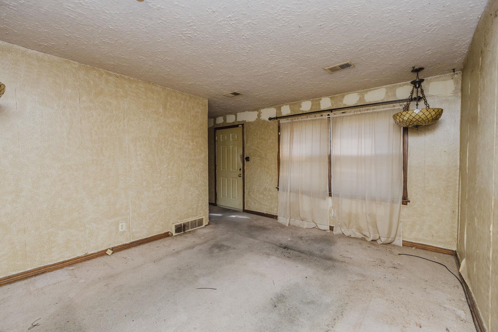 1427 N Minnesota Ave Property Photo 6