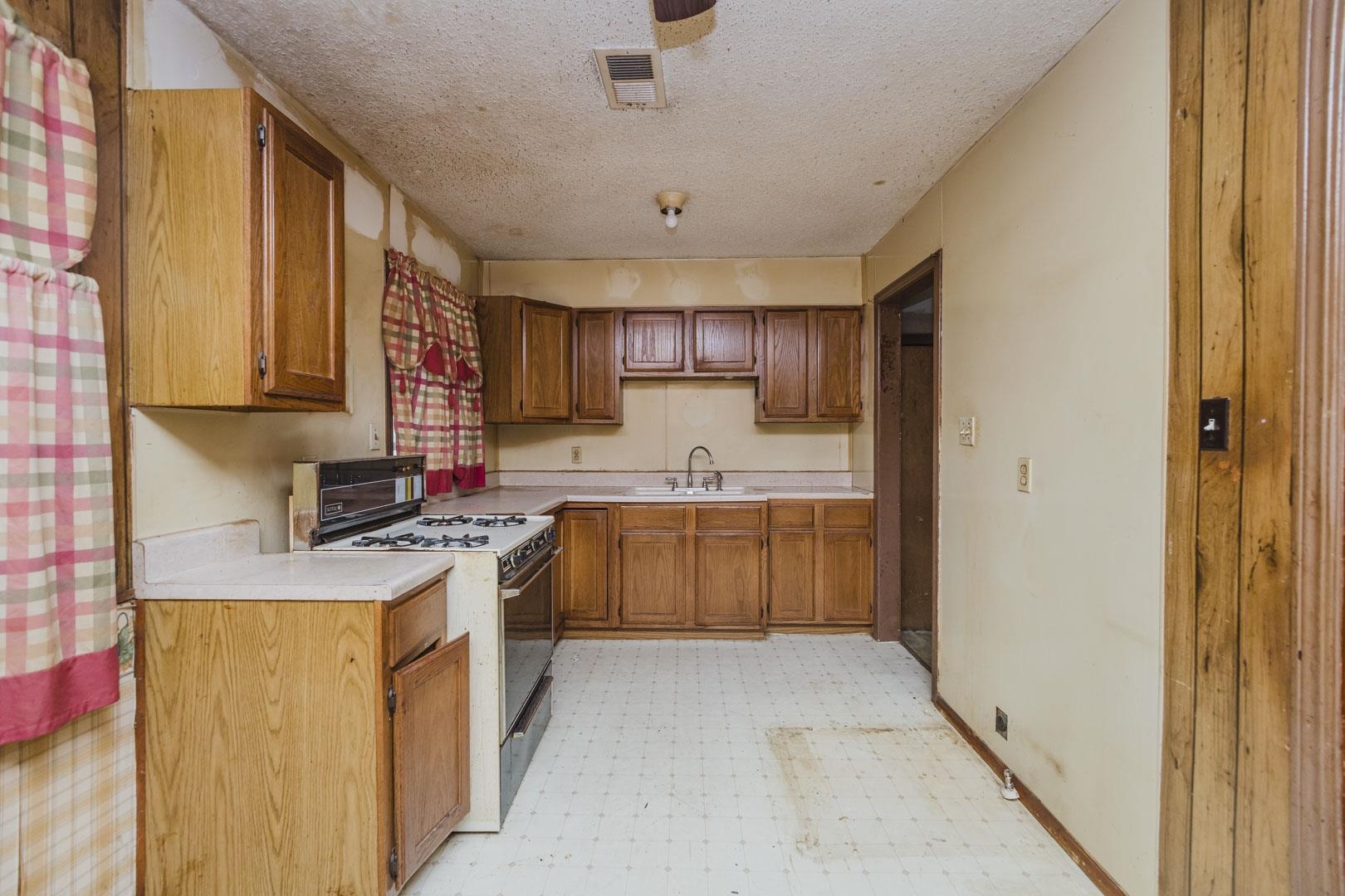 1427 N Minnesota Ave Property Photo 10