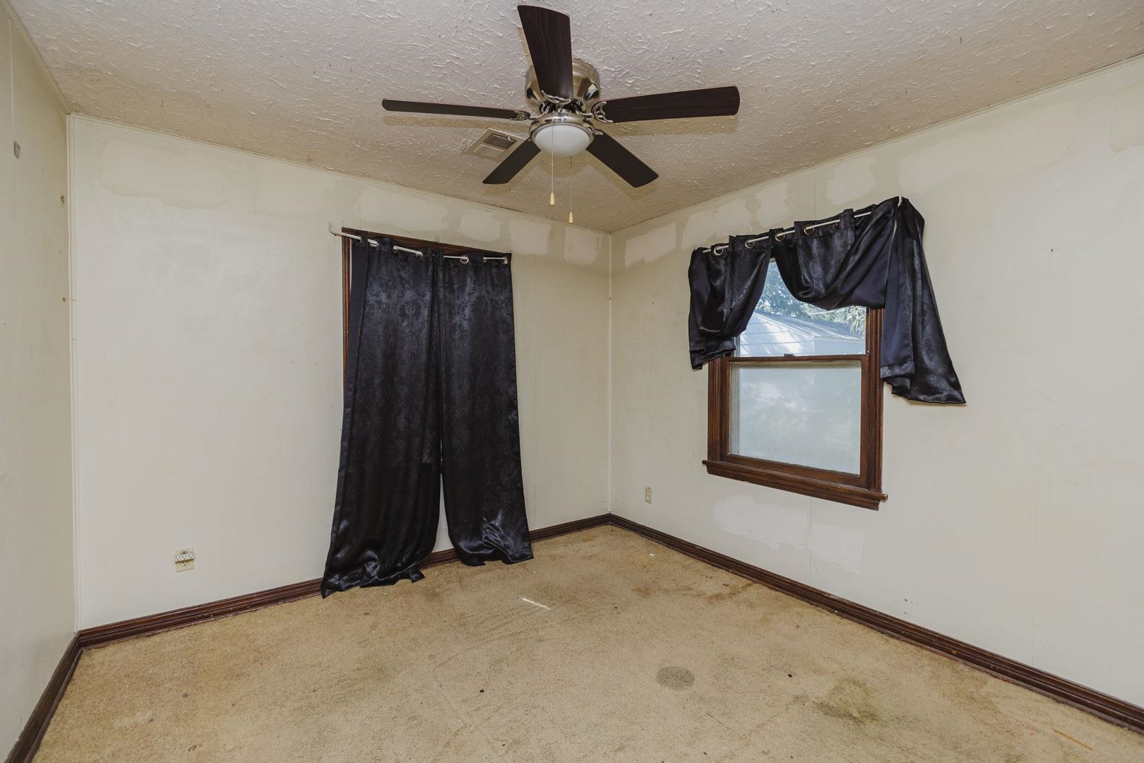 1427 N Minnesota Ave Property Photo 21
