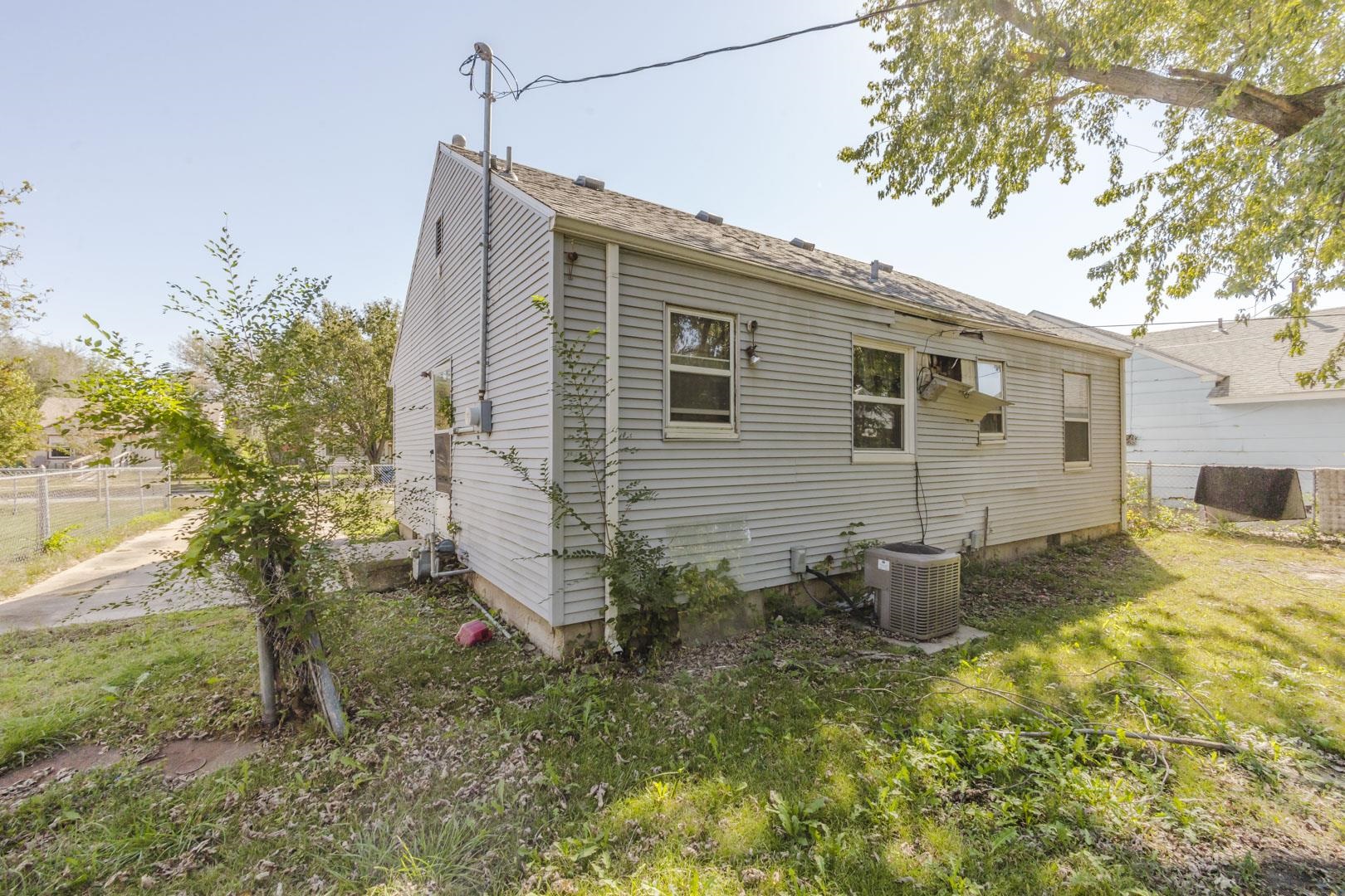 1427 N Minnesota Ave Property Photo 24