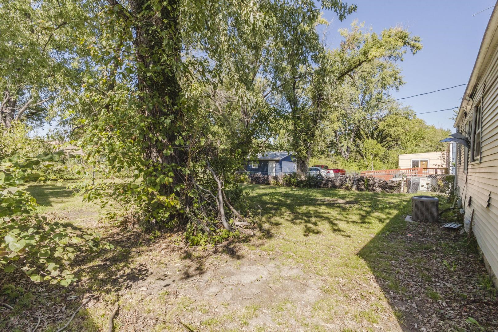 1427 N Minnesota Ave Property Photo 27