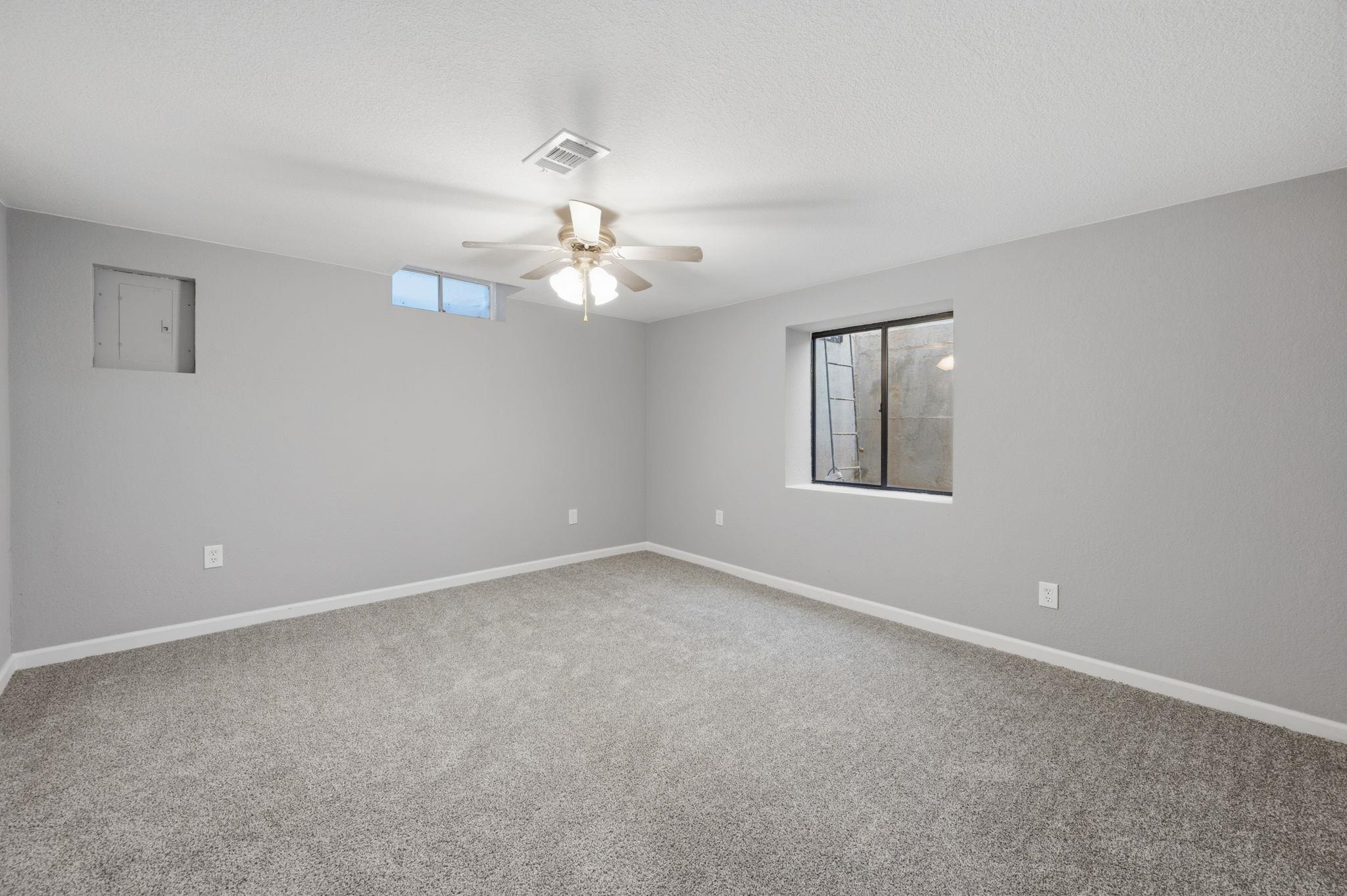 6136 E Edinburg St Property Photo 18