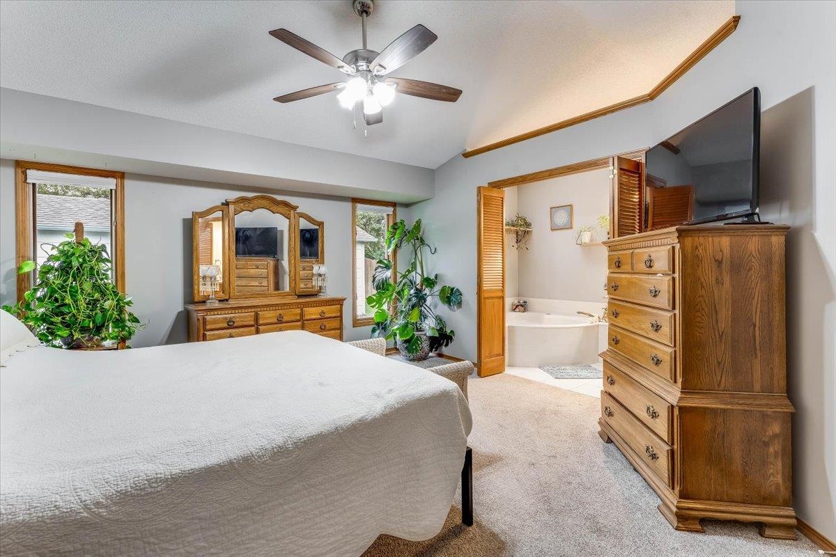 722 Mockingbird Property Photo 14