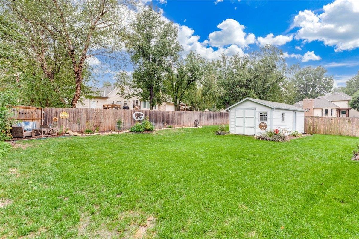 722 Mockingbird Property Photo 32