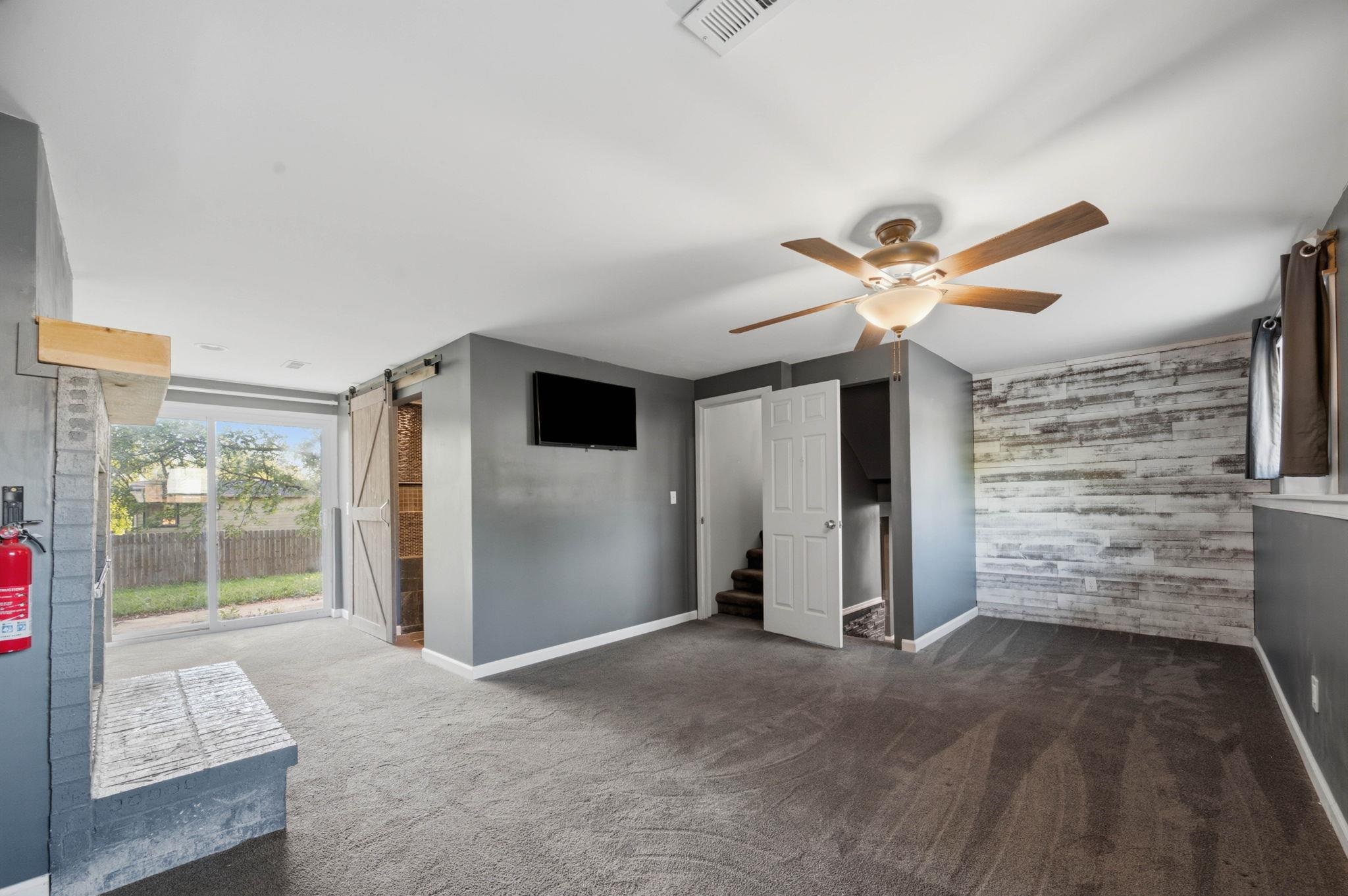 2018 N Burning Tree Property Photo 19
