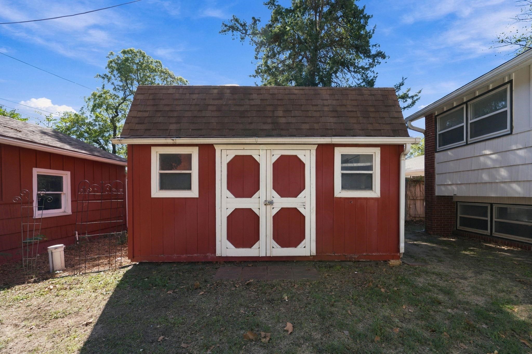 1750 N Athenian Ave. Property Photo 30