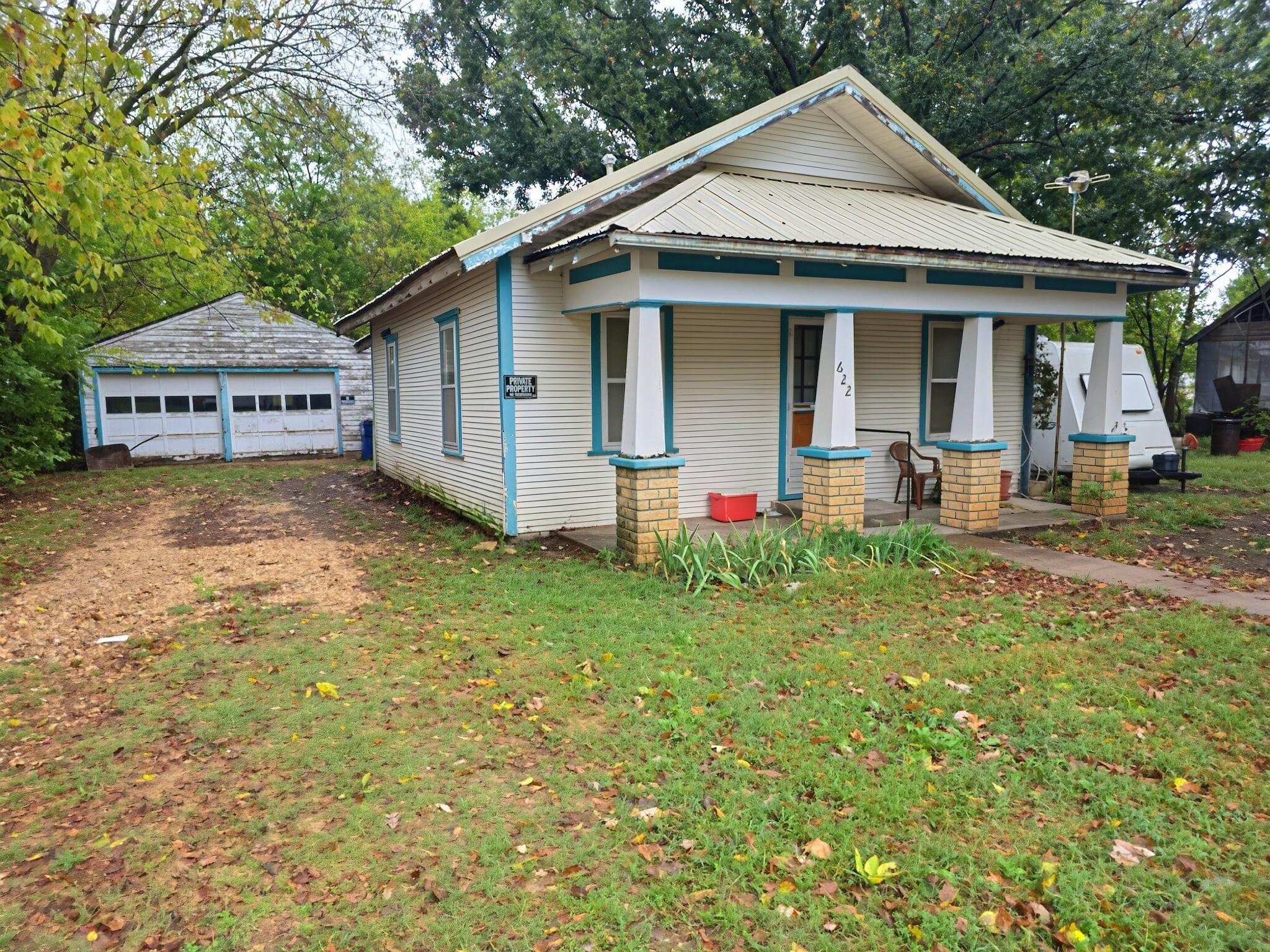 622 Elm Property Photo 7