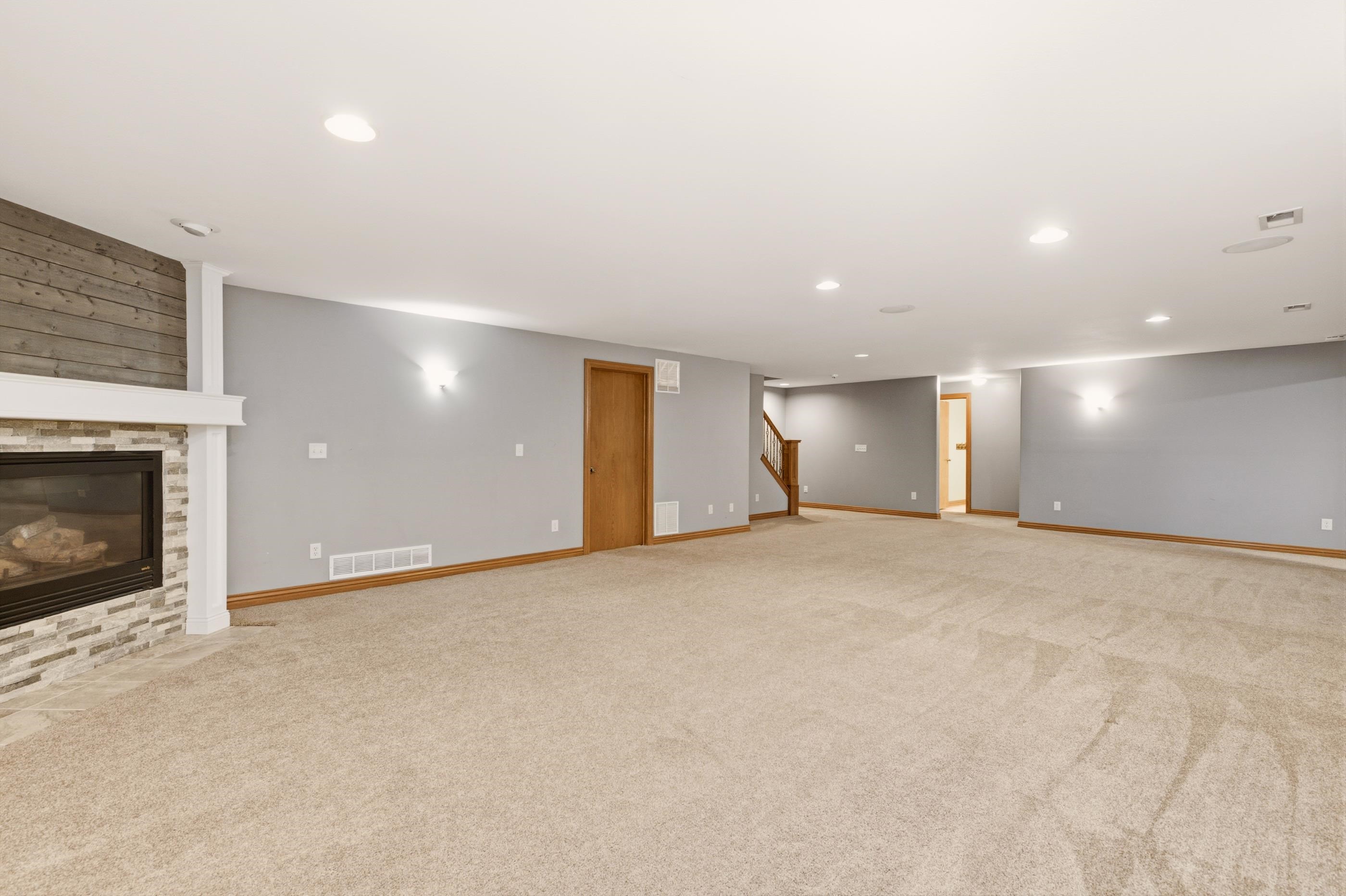 8342 E Old Mill Ct Property Photo 22