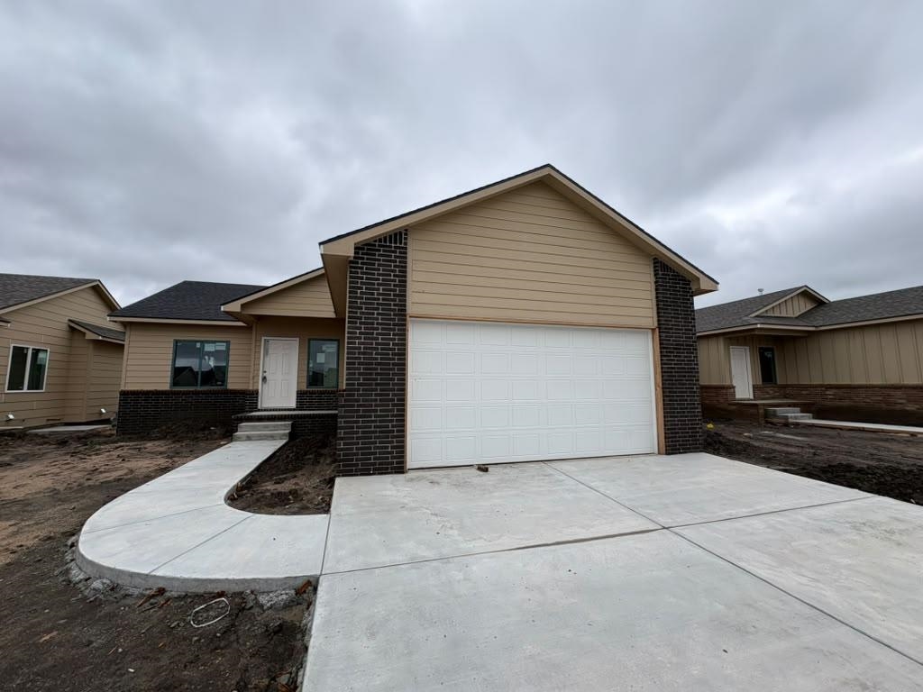 8979 E Forbes Cir Property Photo 1