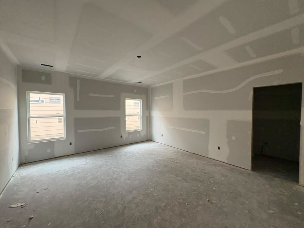 5903 Plumthicket St Property Photo 10