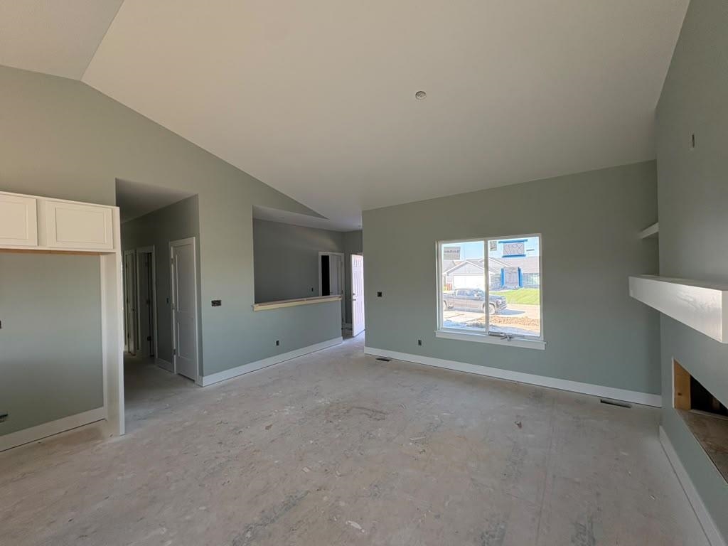 8997 Forbes Cir Property Photo 4