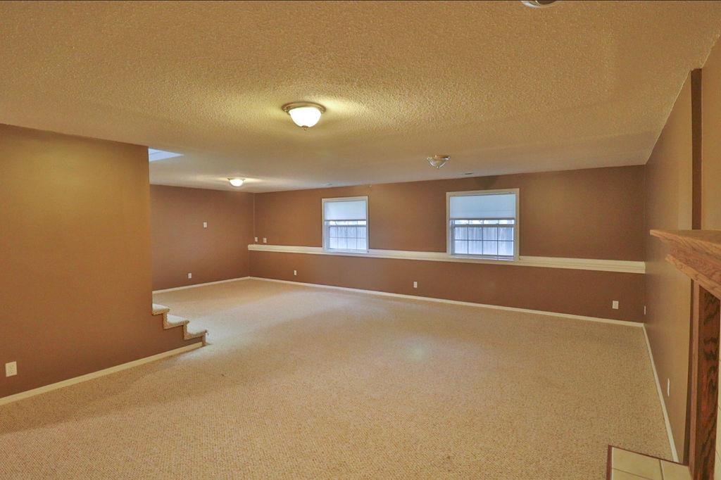 6163 Quail Ridge Ct Property Photo 3
