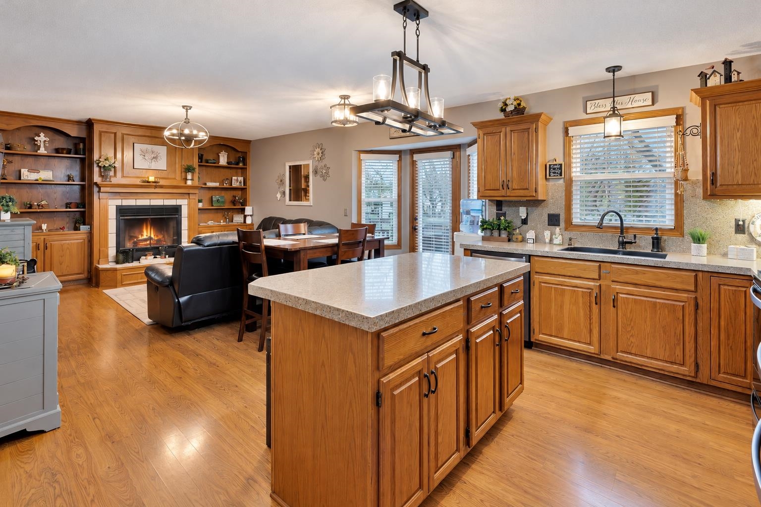 4372 N Eagle Lake Ct. Property Photo 9