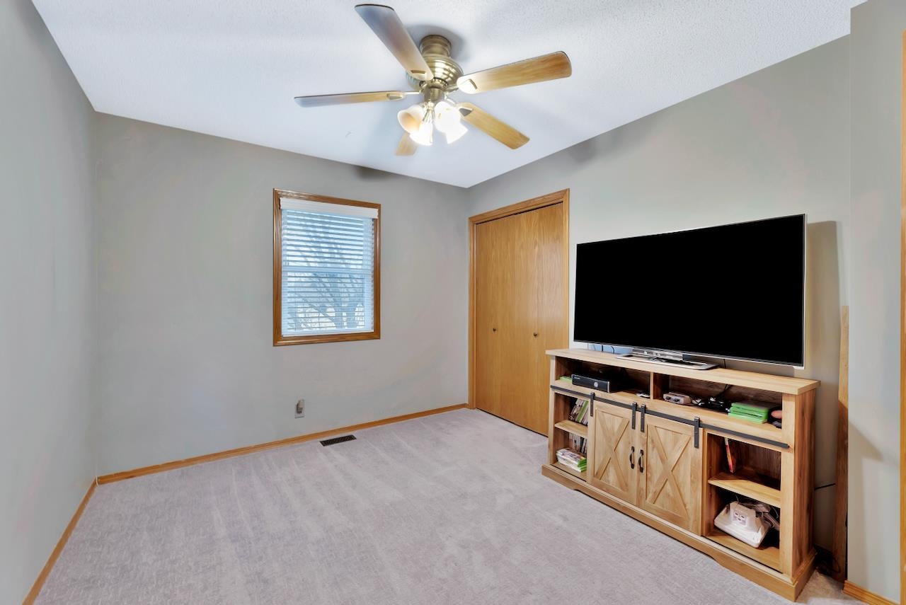 4372 N Eagle Lake Ct. Property Photo 18